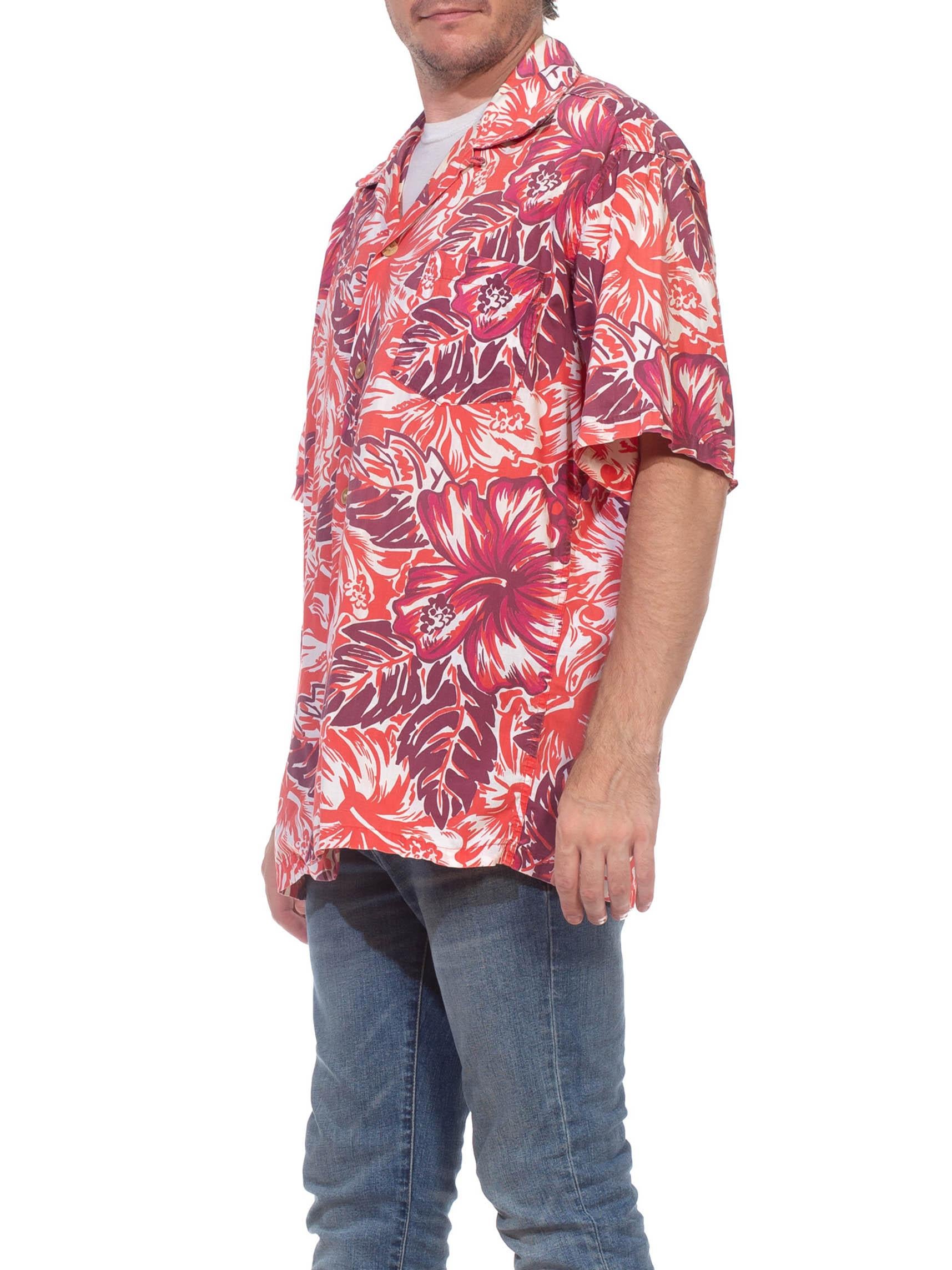 Rotes & burgunderfarbenes Hemd aus Hawaii-Baumwoll mit Blattdruck aus den 1940er Jahren Herren im Angebot