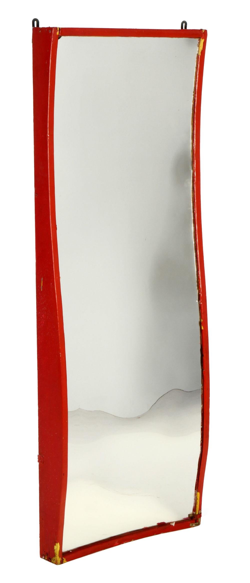 1940s Red Funhouse Distortion Mirrors In Good Condition For Sale In Lisbon, IT