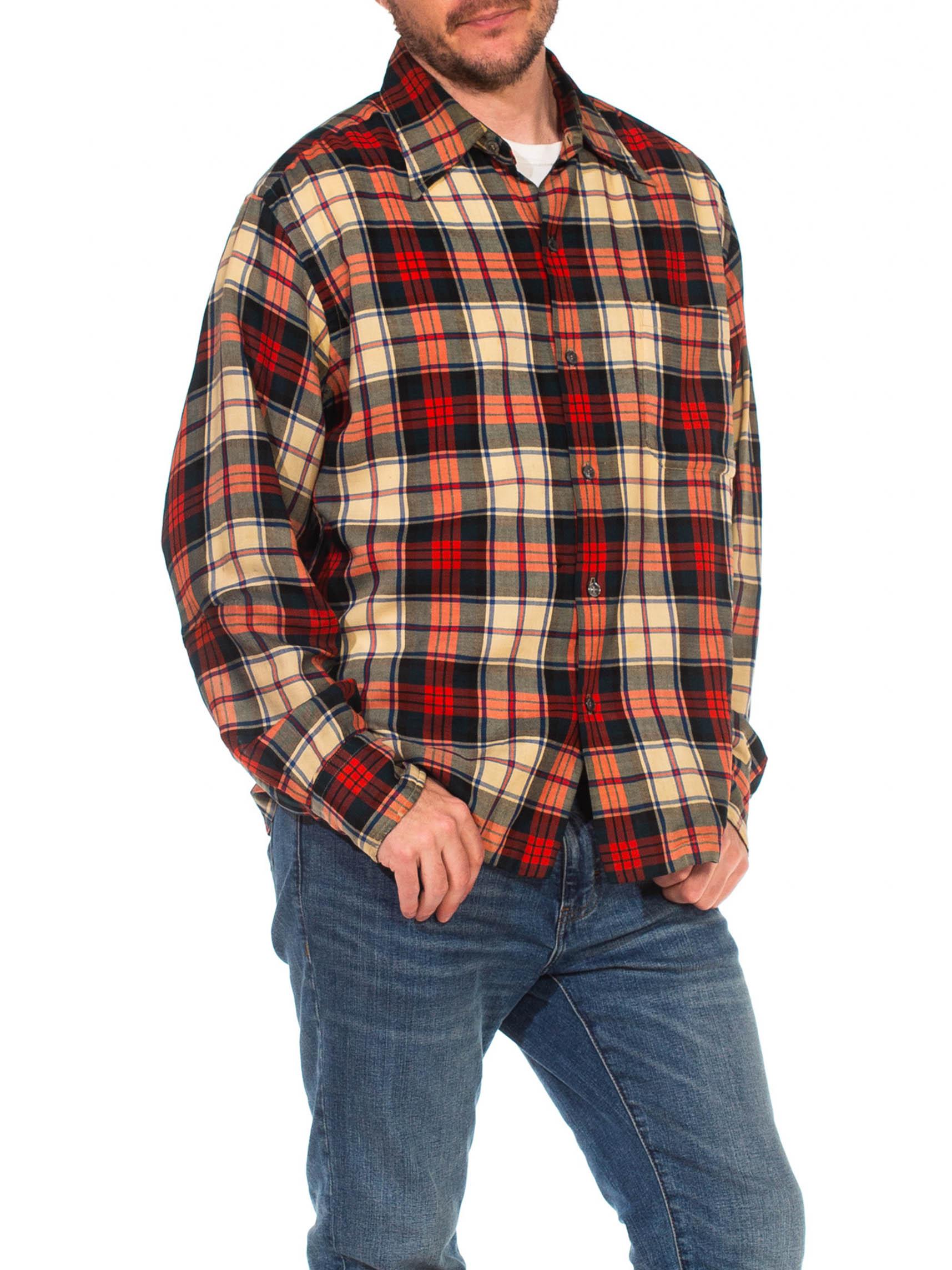 De los hombres 1940S Camisa de hombre ligera de lana y algodón a cuadros rojos en venta
