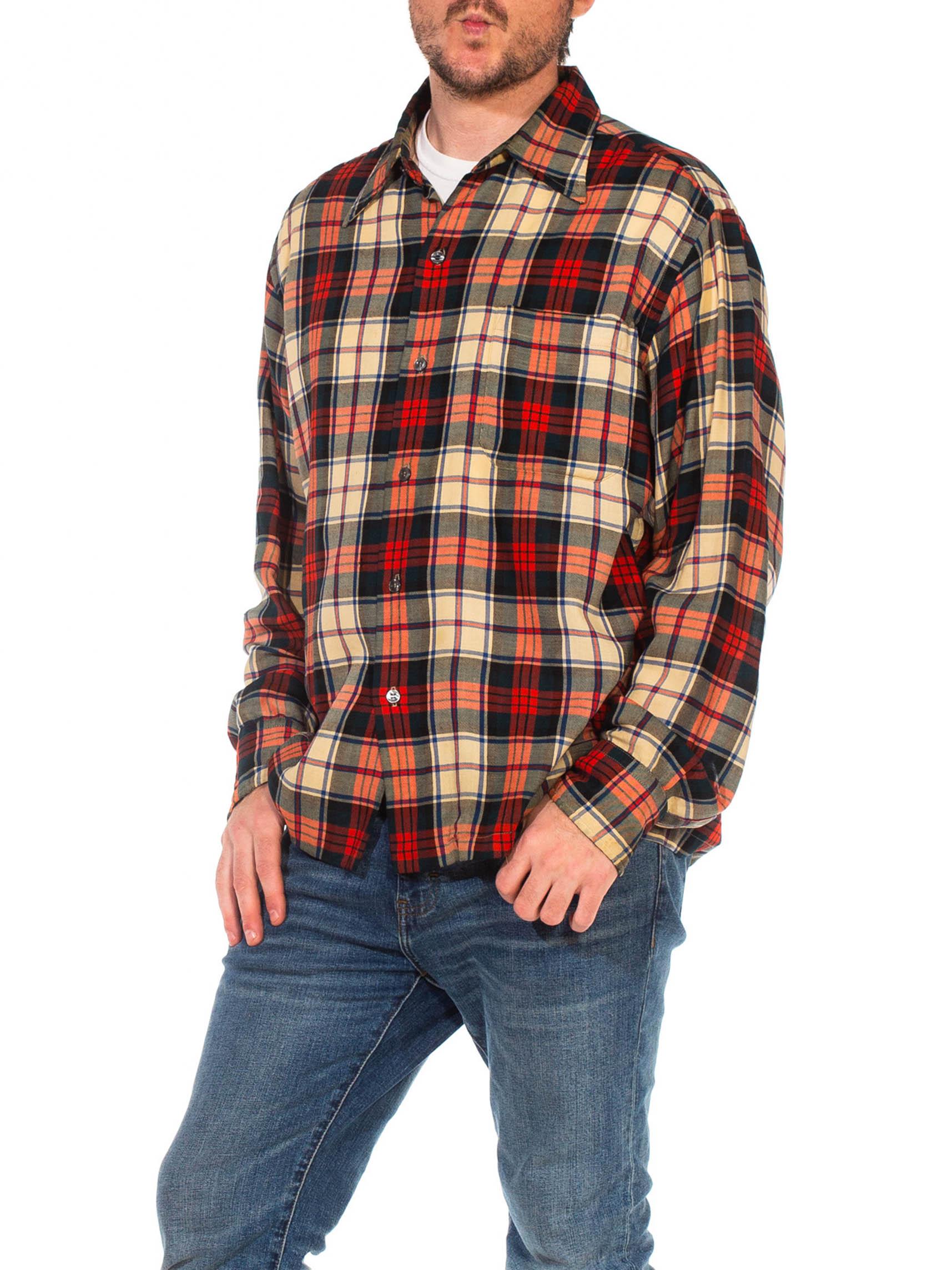 1940S Camisa de hombre ligera de lana y algodón a cuadros rojos en venta 1