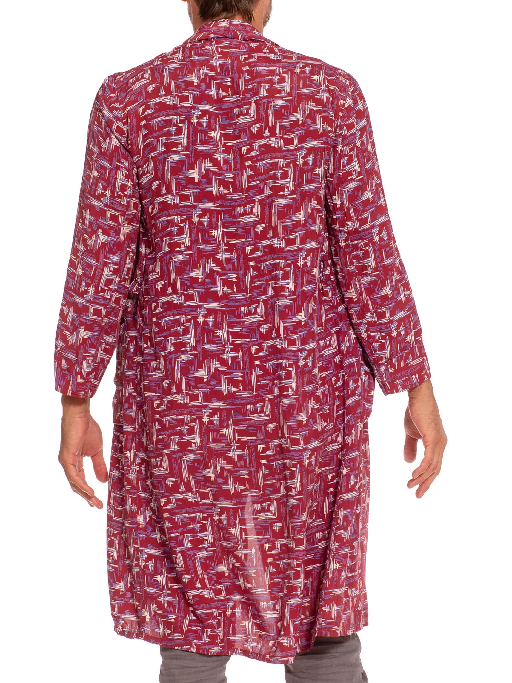 Men's 1940'S Red & Purple Rayon Atomic Print Robe For Sale