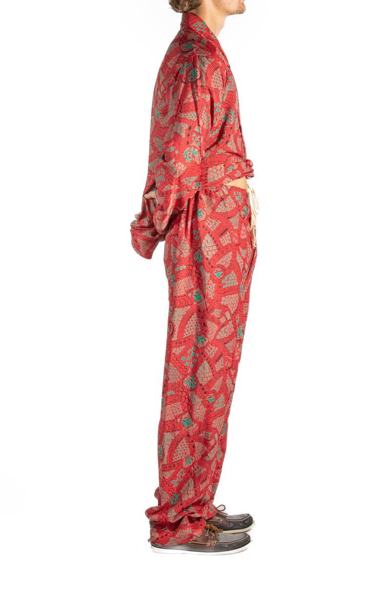 1940s Red Rayon Mens Pajamas For Sale 2