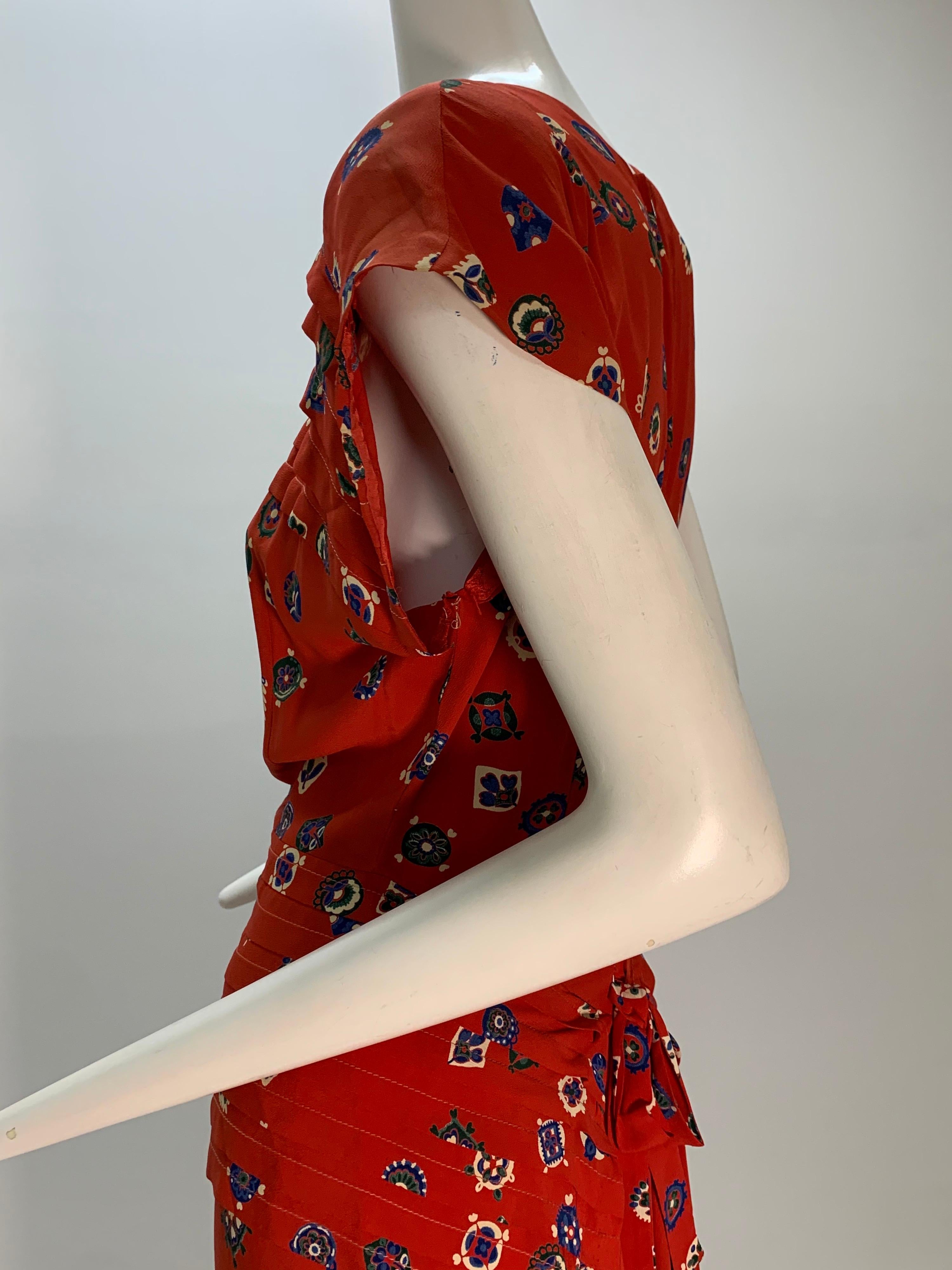 1940s Red Rayon Print Crepe Swing Dress With Pleated Peplum and Shoulders For Sale 8