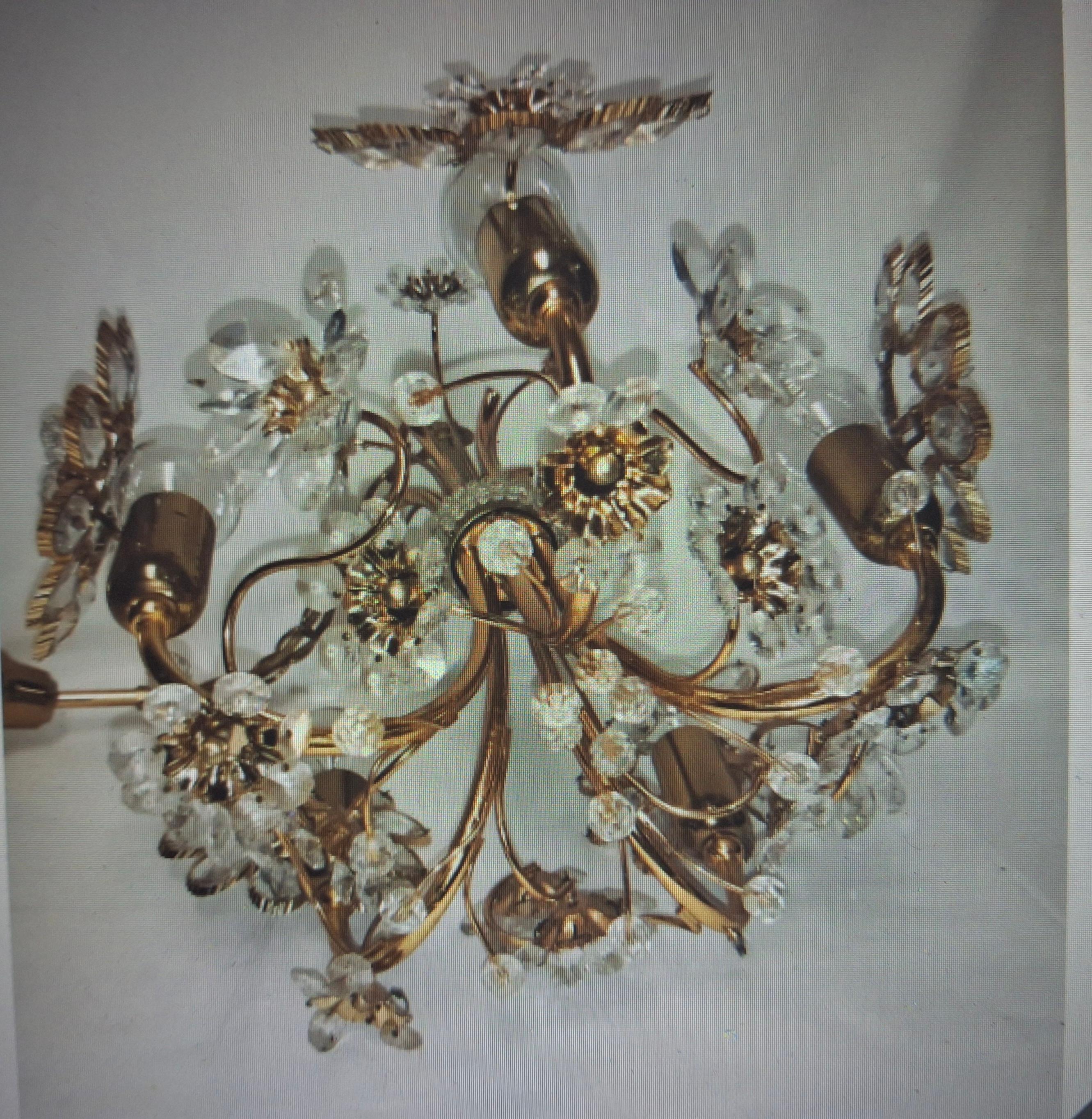 1940er Regency-Kronleuchter in geblümter Form mit 5 Lichtern aus geschliffenem Kristall/ 24K Goldrahmen im Angebot 2