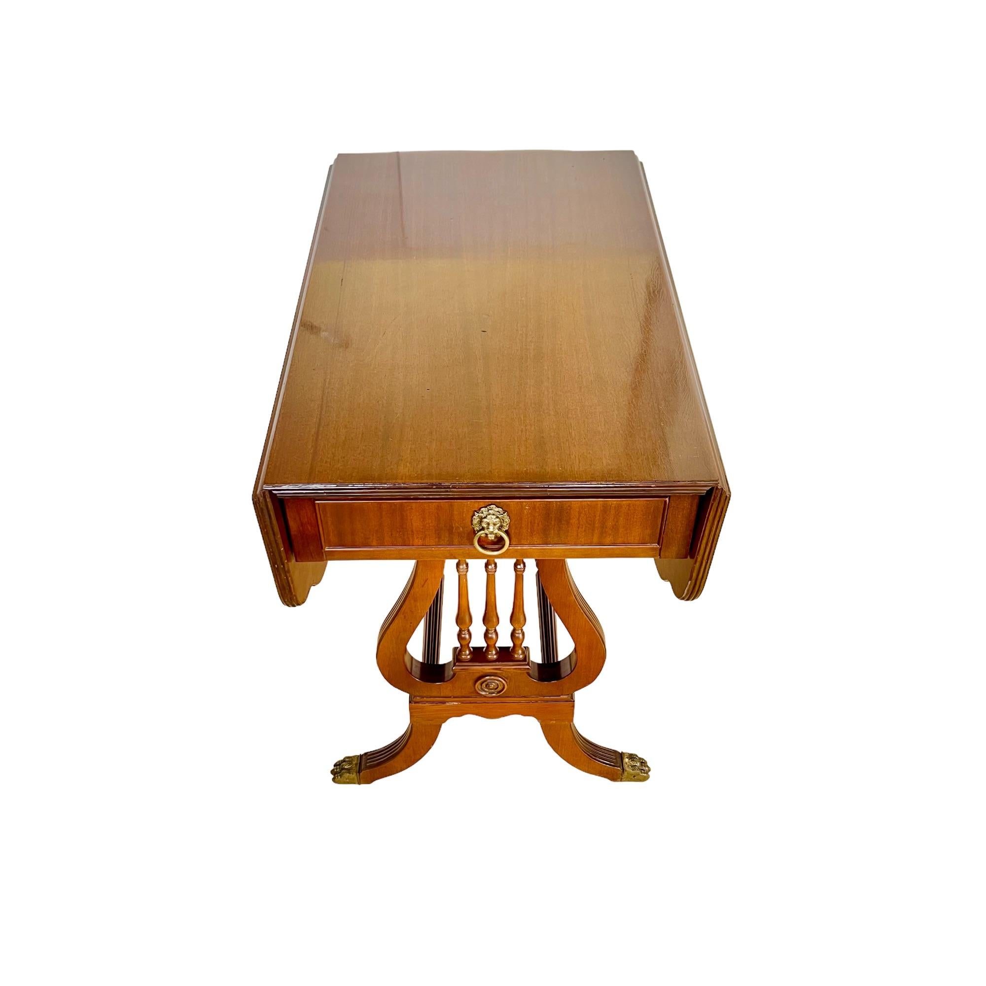 1940s Regency Mahogany Drop-Leaf Lyre Table In Good Condition For Sale In Harlingen, TX