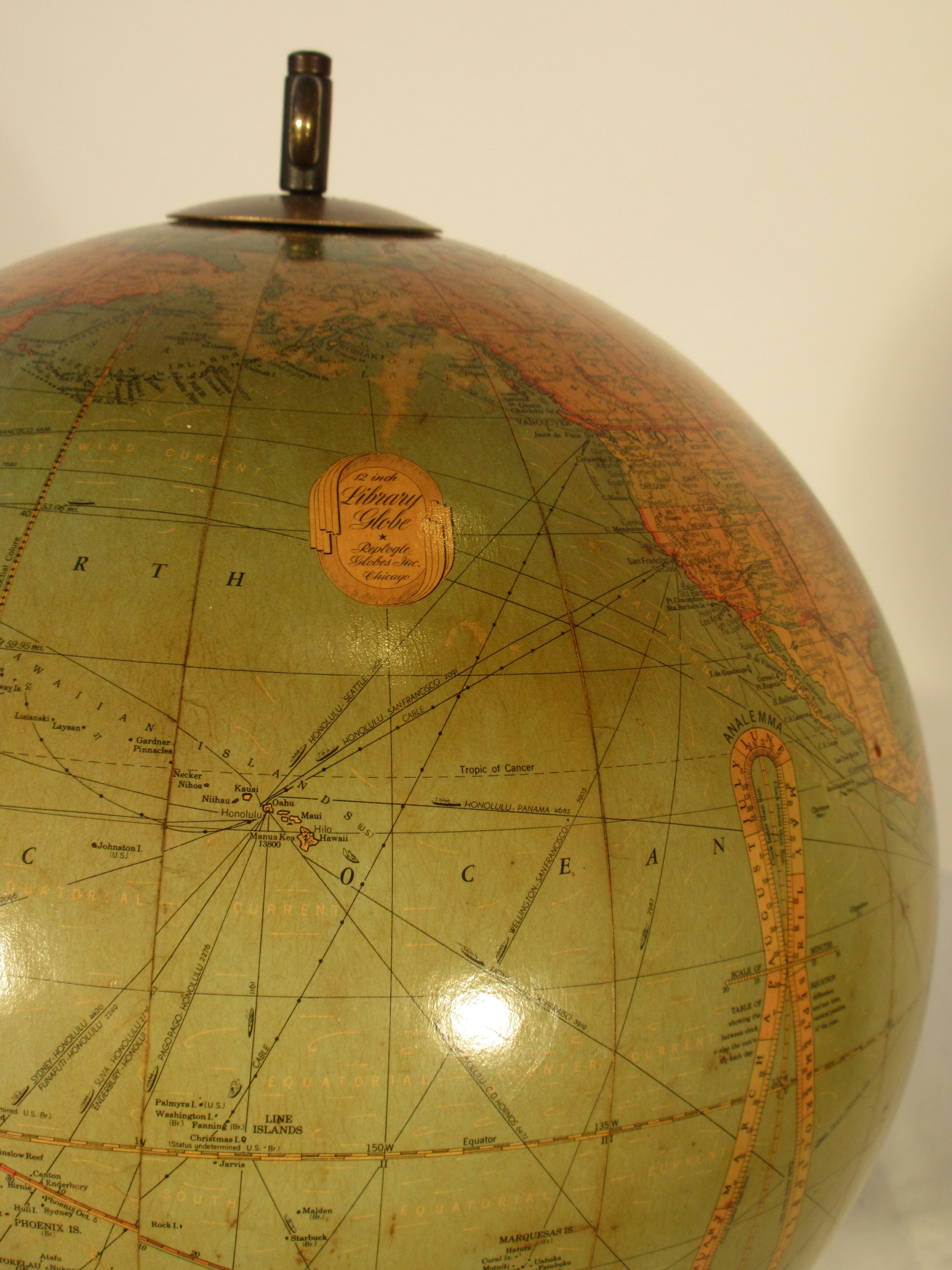 1940s Replogle Light Up Library Glass Globe On Wood Base  For Sale 5