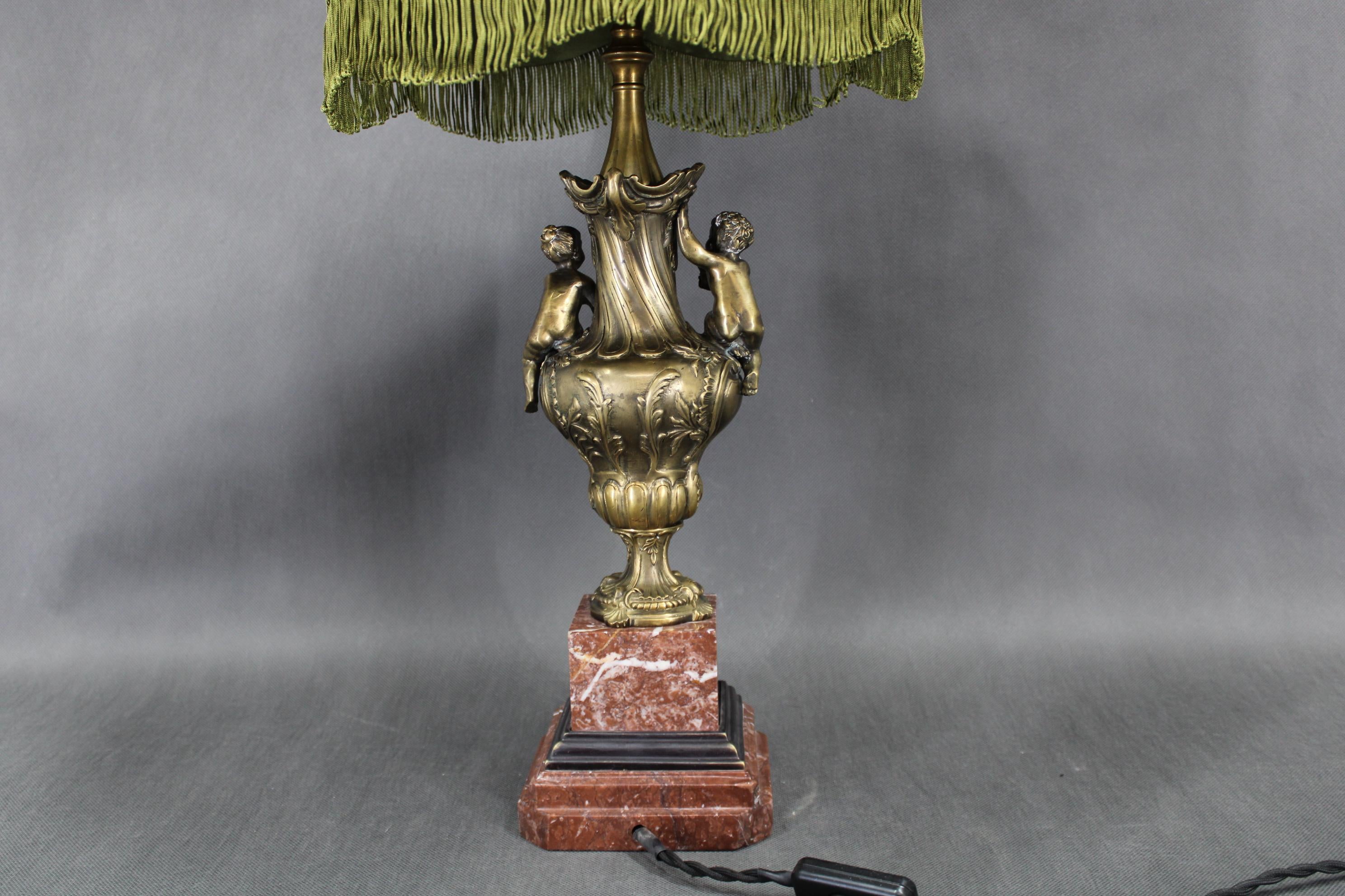 1940s Restored Brass and marble Table Lamp with Fabric Shade For Sale 2