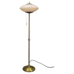 Lampadaire en laiton restauré des années 1940  Abat-jour en verre