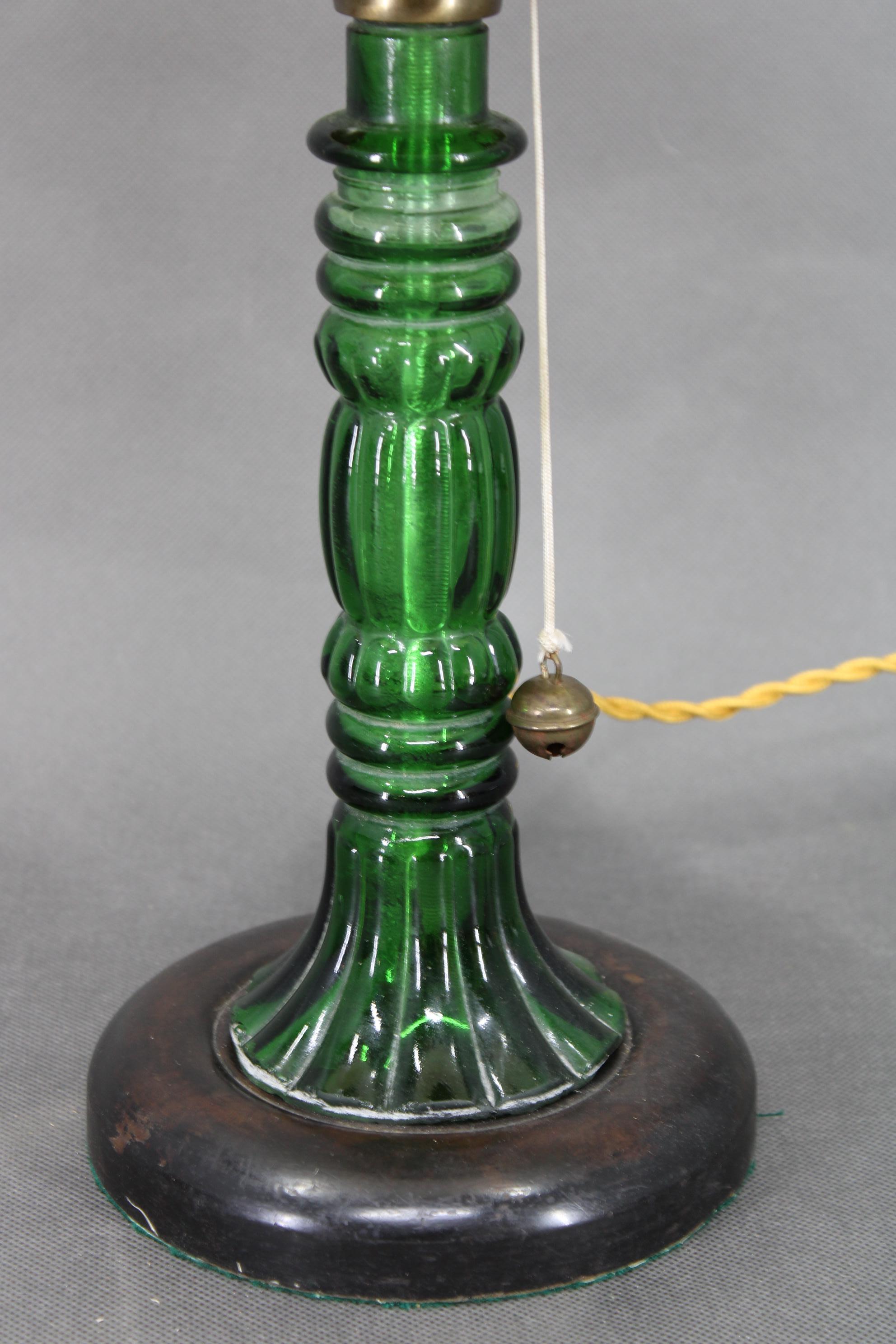 1940s Restored Glass Table Lamp with Glass Shade In Good Condition For Sale In Praha, CZ