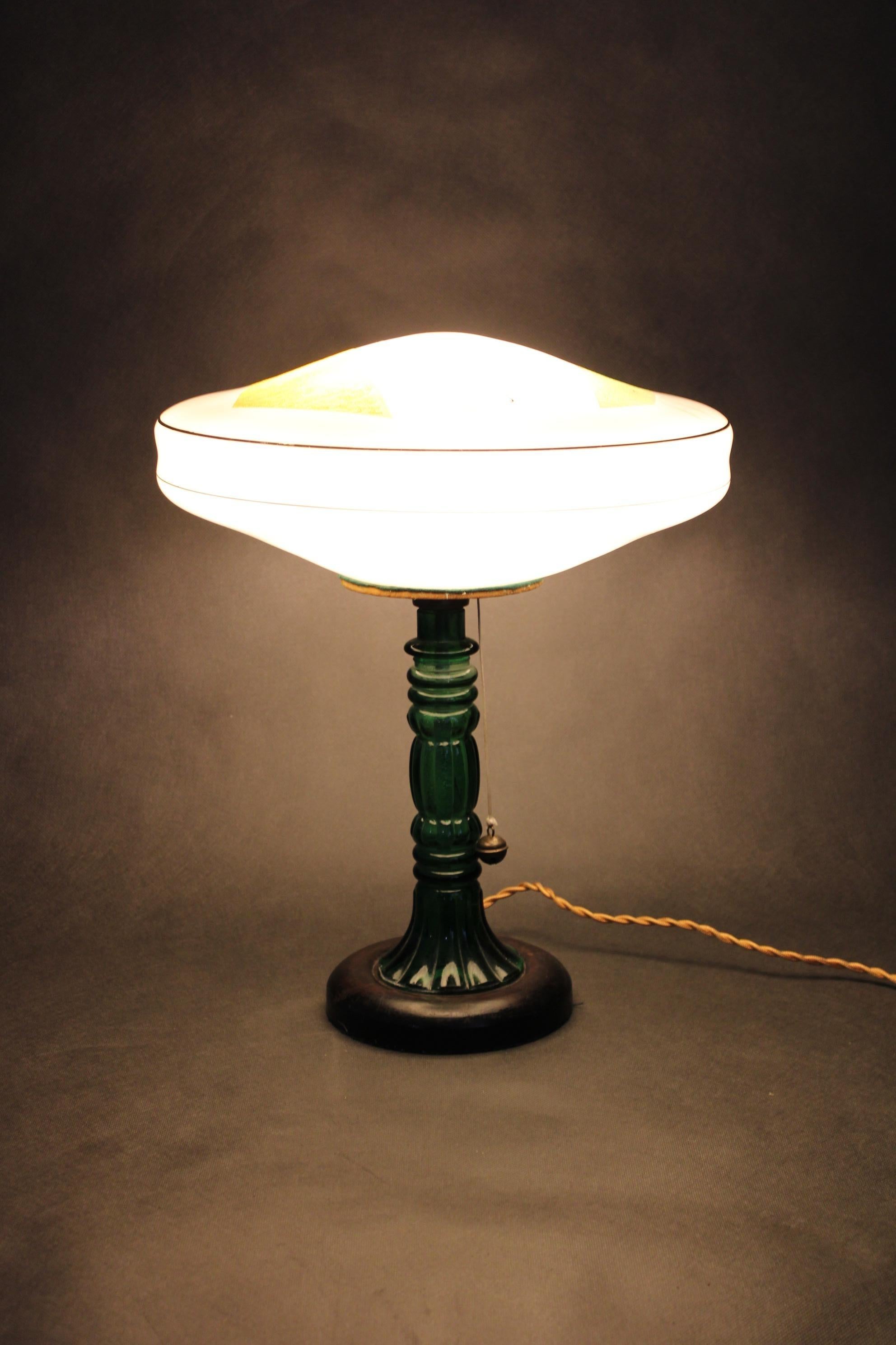1940s Restored Glass Table Lamp with Glass Shade For Sale 2