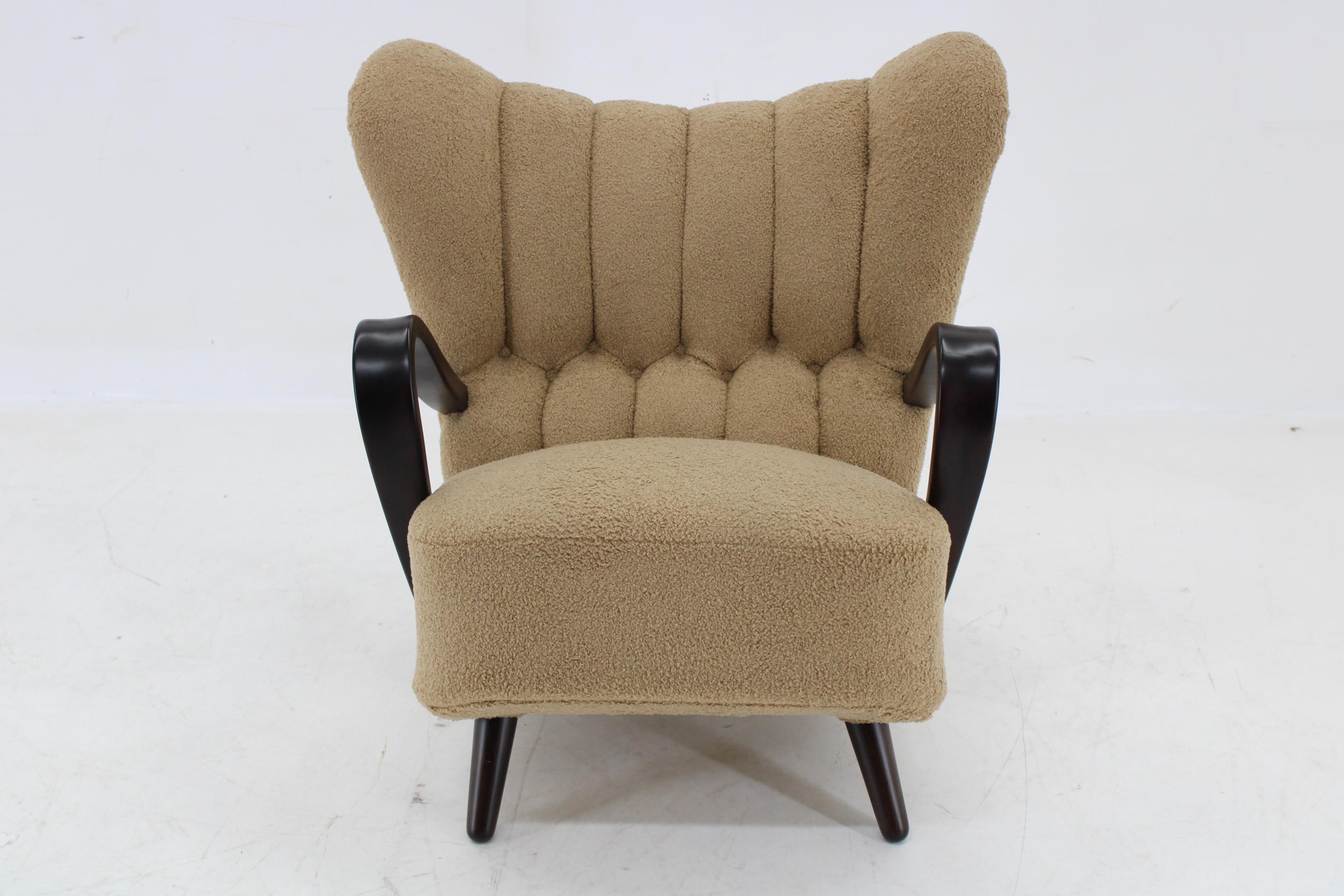 Mid-Century Modern 1940s Restored  Wing Armchair in Boucle Fabric, Czechoslovakia For Sale