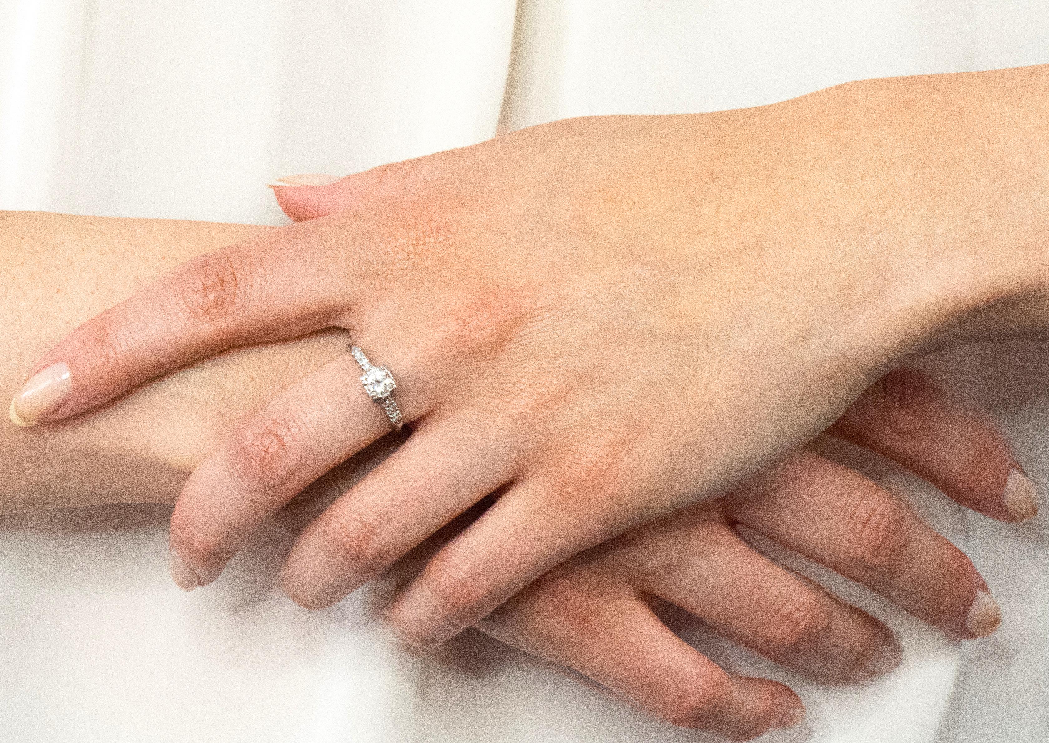 1940s Retro 0.50 Carat Diamond Platinum Engagement Ring 4