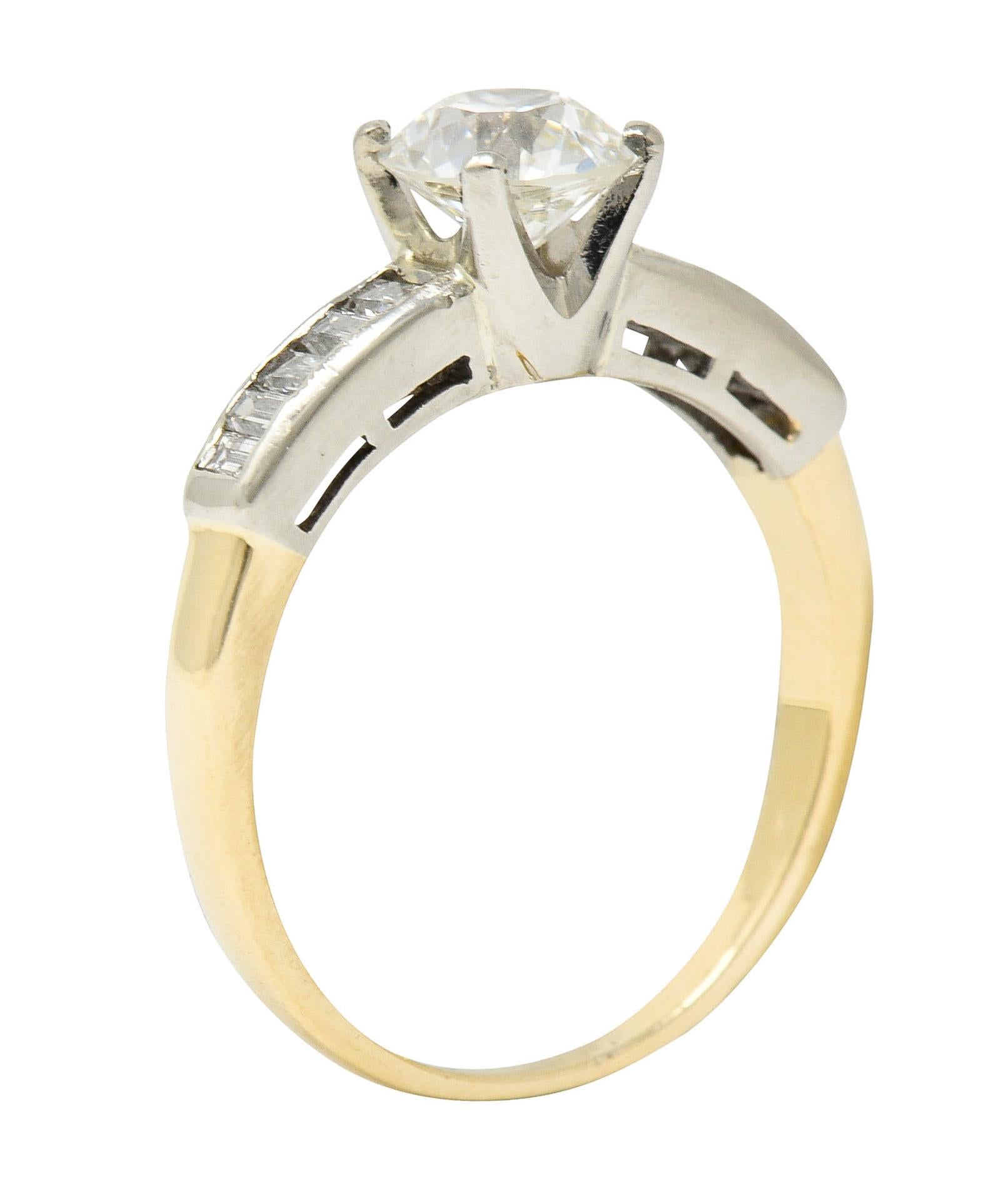 1940's Retro 1.29 Carats Diamond 14 Karat Two-Tone Engagement Ring GIA For Sale 3
