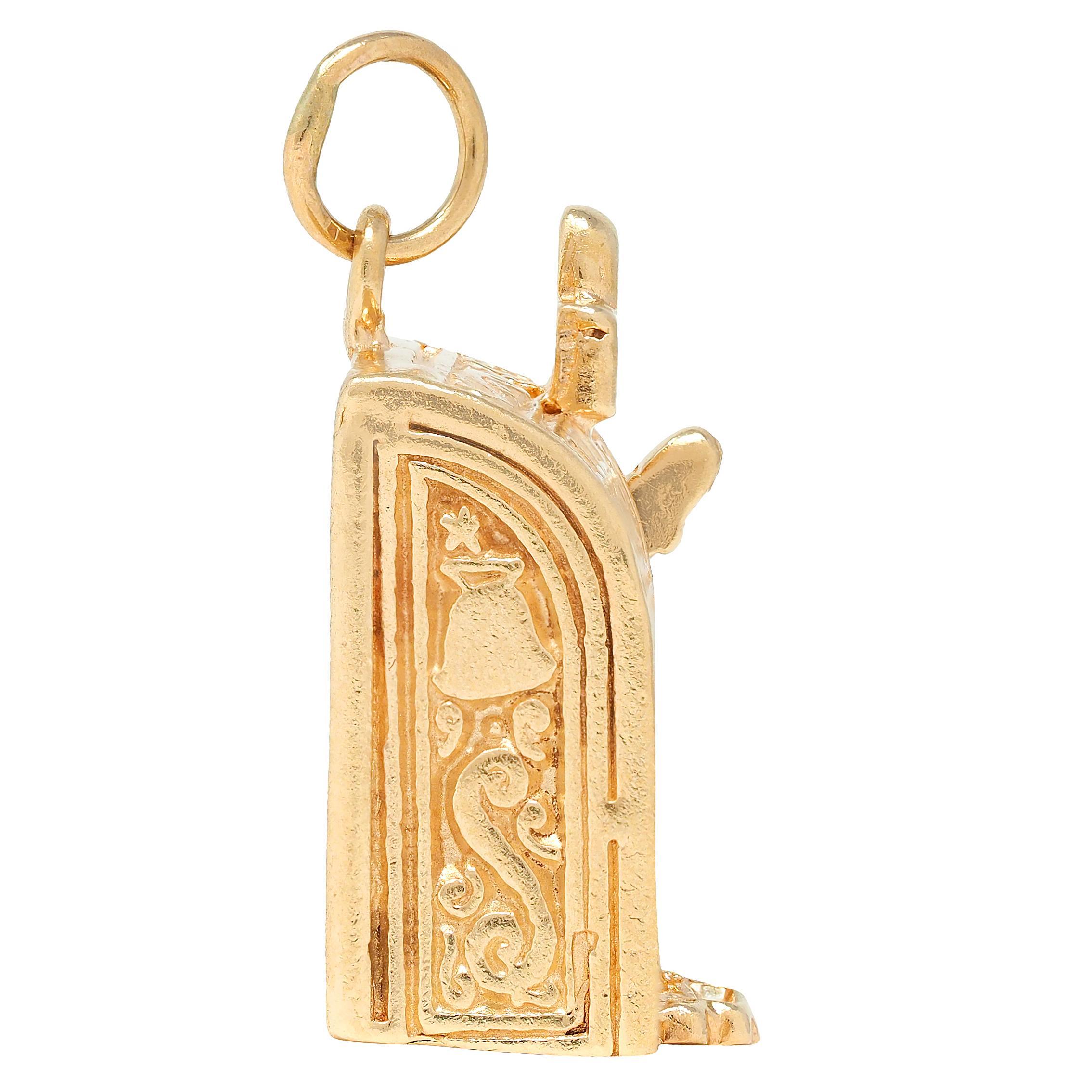 Women's or Men's 1940's Retro 14 Karat Yellow Gold Vintage Liberty Bell Slot Machine Charm For Sale