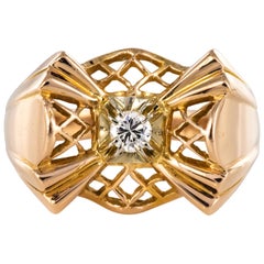 1940s Retro Diamond 18 Karat Rose Gold Openwork Knot Ring