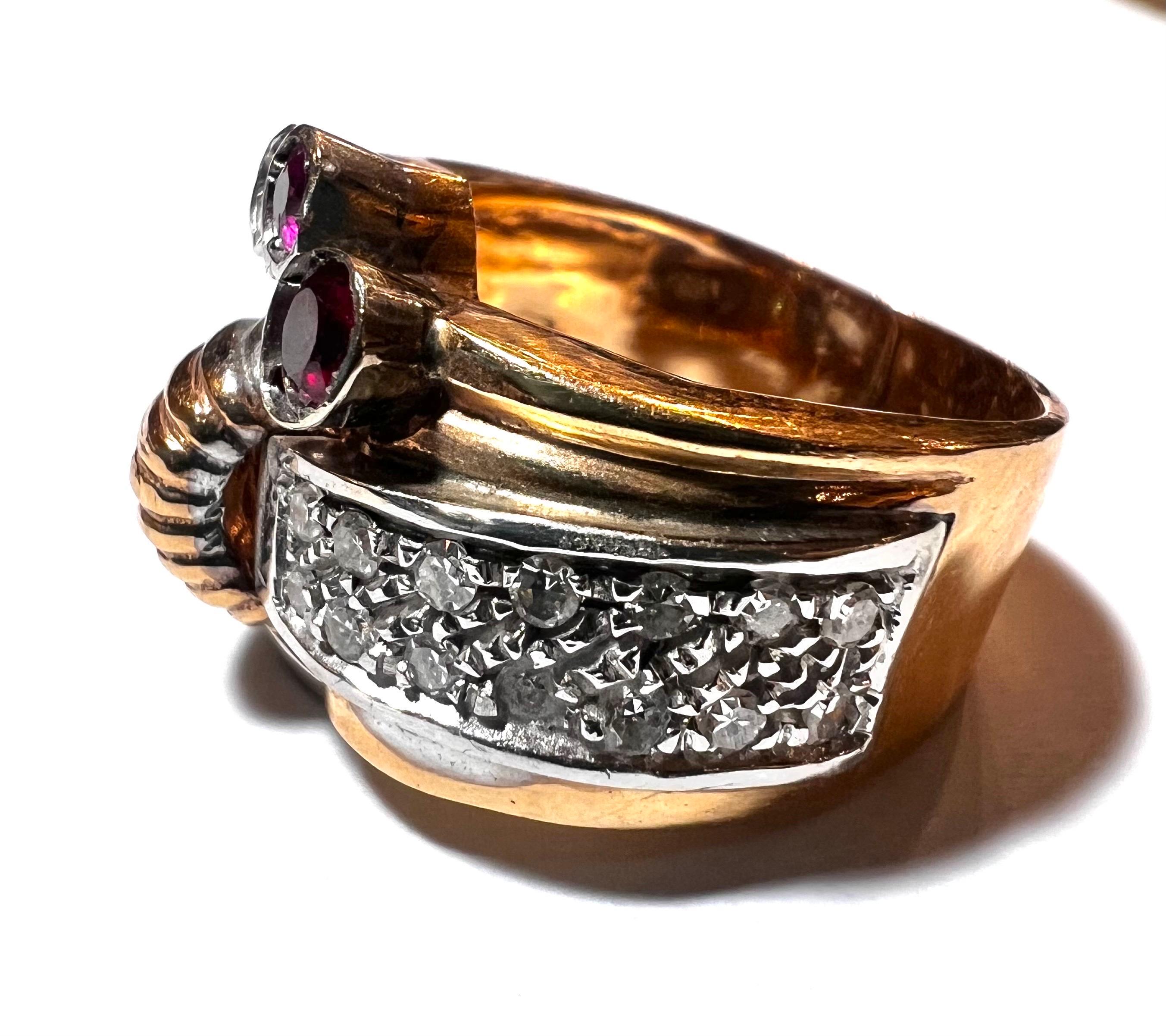1940s Retro Diamond Rubies 18K Yellow White Gold Tank Cocktail Ring For Sale 2
