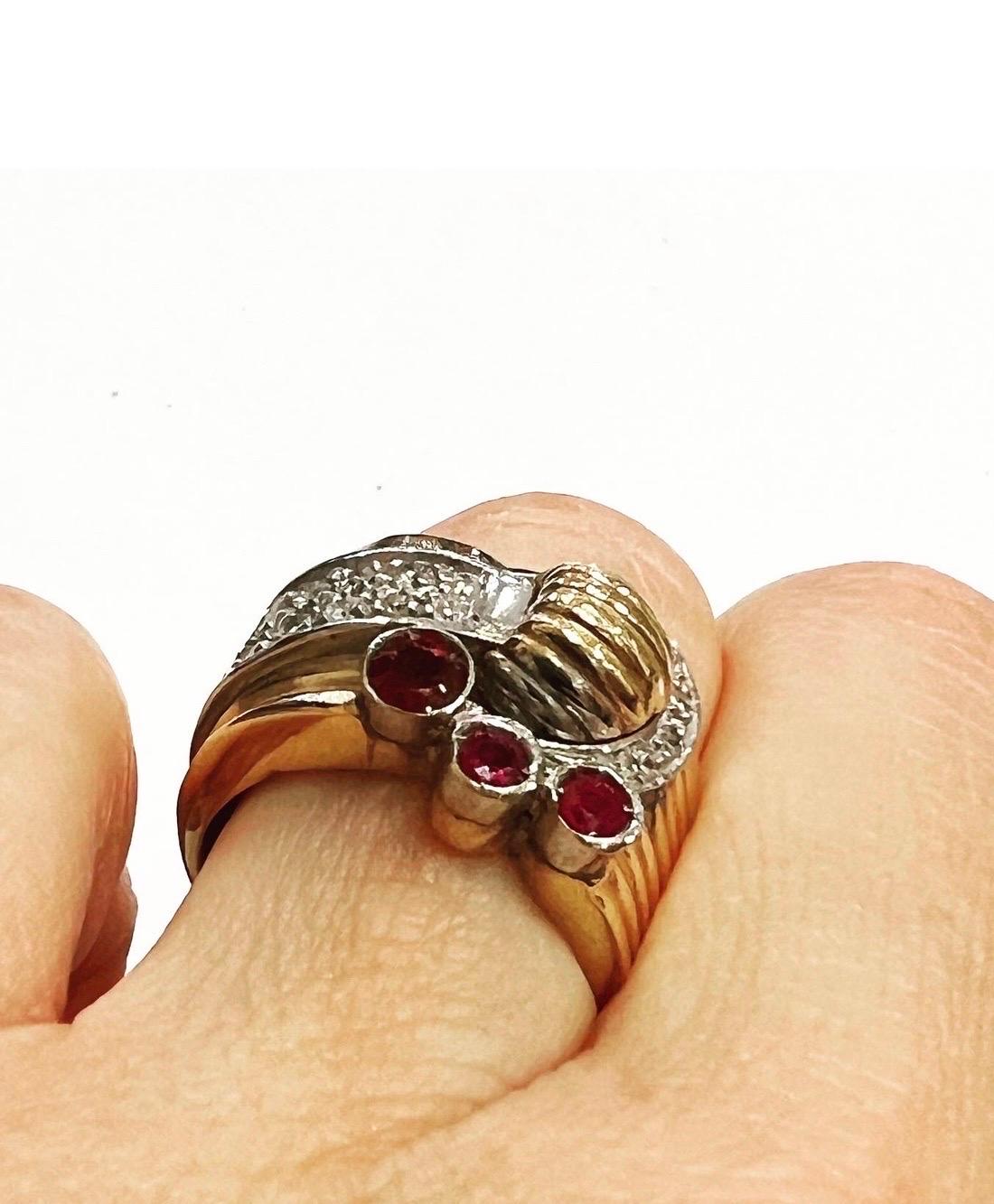 1940s Retro Diamond Rubies 18K Yellow White Gold Tank Cocktail Ring For Sale 3