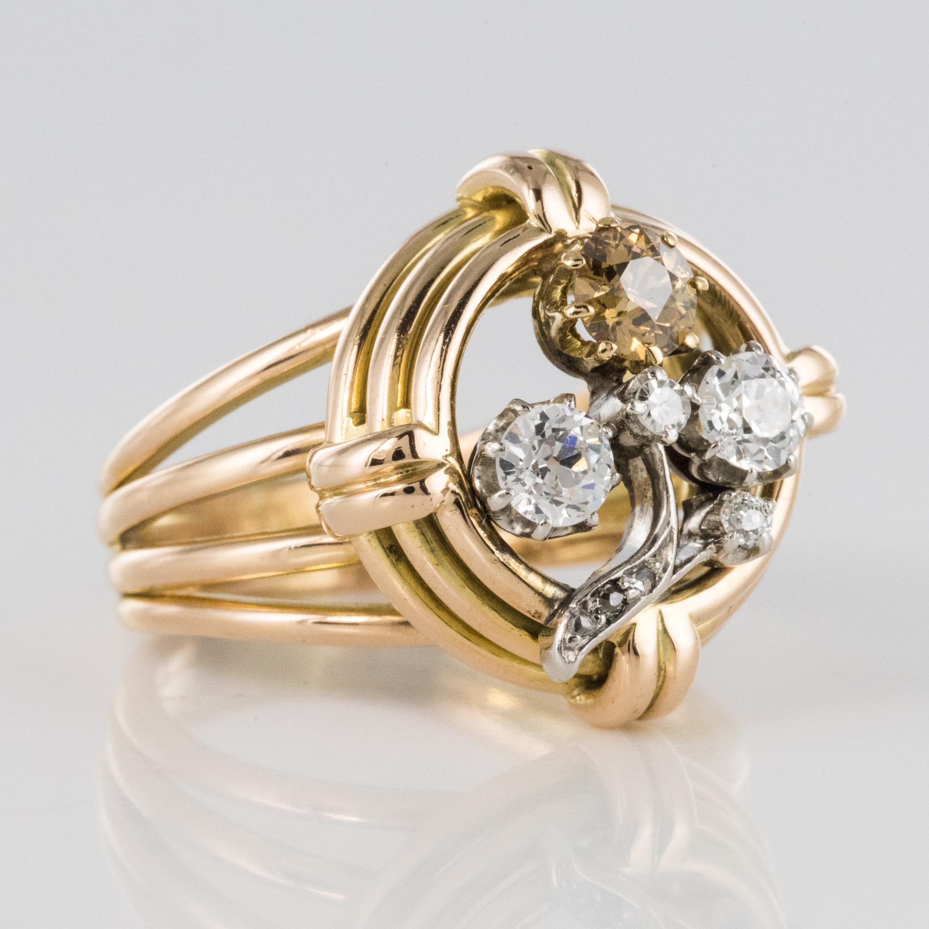 1940s Retro Diamonds 18 Karat Yellow Gold Clover Ring 9