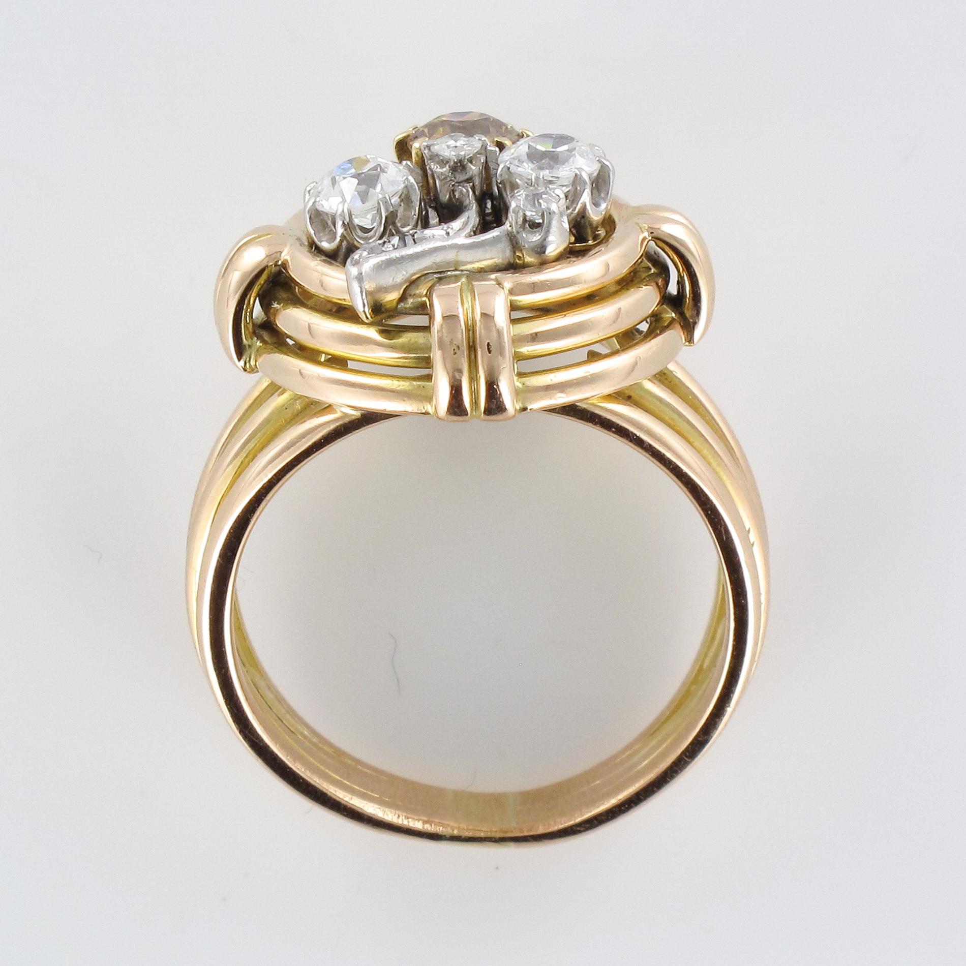 1940s Retro Diamonds 18 Karat Yellow Gold Clover Ring 11