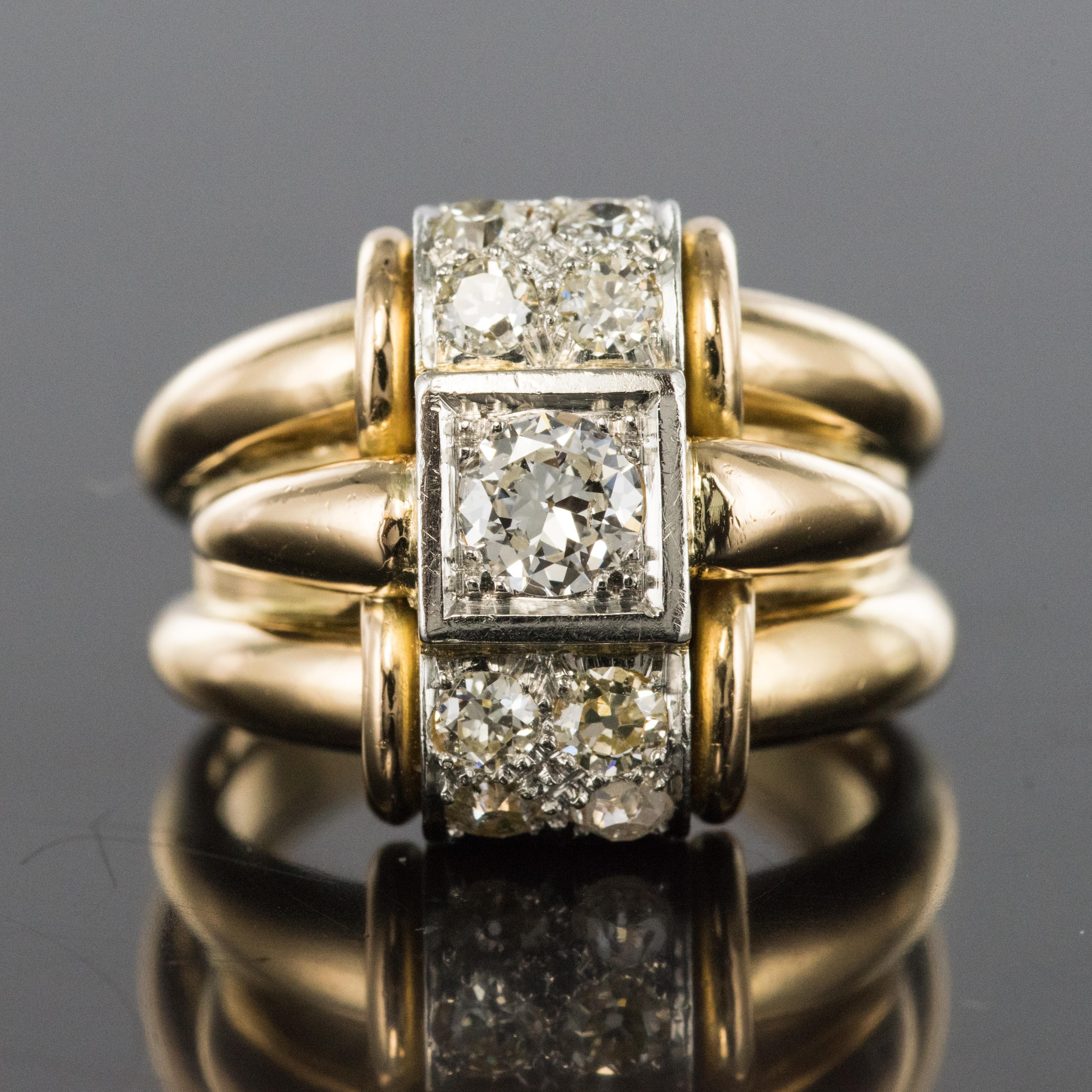 1940s Retro Diamonds Gadroons 18 Karat Yellow Gold Tank Ring In Good Condition In Poitiers, FR