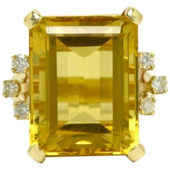 1940s Vintage Emerald Cut Citrine Cocktail Ring 19 Carat Gemstone 14K Gold Diamond