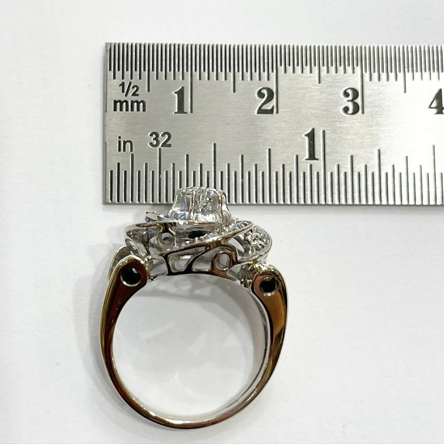 1940er Jahre Retro Halo Diamant Cluster 18k Weißgold Cocktail-Ring 11