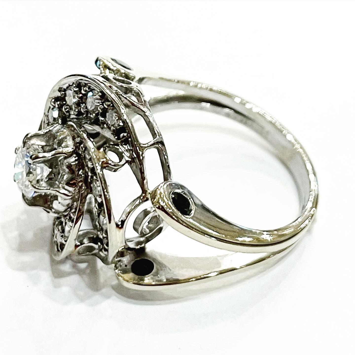 1940s Retro Halo Diamond Cluster 18k White Gold Cocktail Ring 4