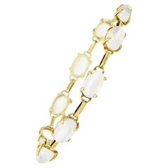 1940's Vintage Moonstone 14 Karat Yellow Gold Gemstone Link Vintage Bracelet