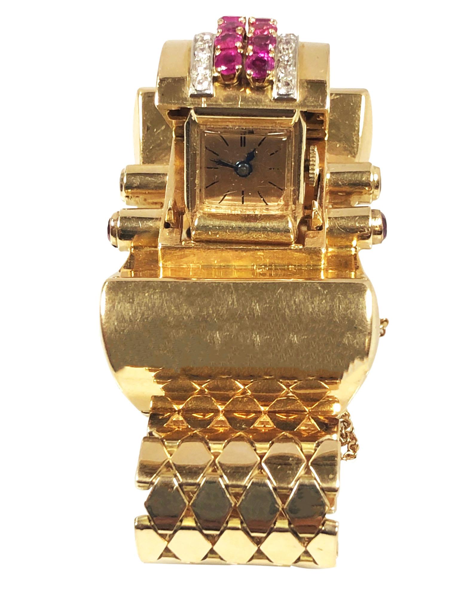 1940er Jahre Retro Roségold und mit Edelsteinen besetzte große versteckte Surprise Uhr im Zustand „Hervorragend“ im Angebot in Chicago, IL