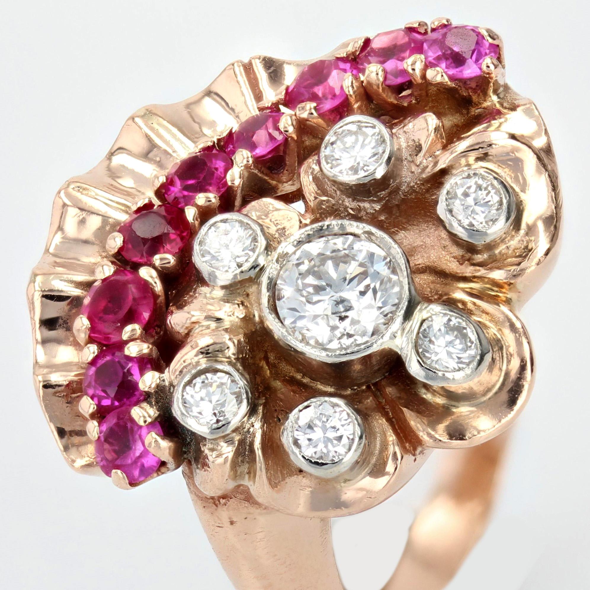1940s Retro Rubis Diamonds 14 Karat Rose Gold Ring For Sale 3