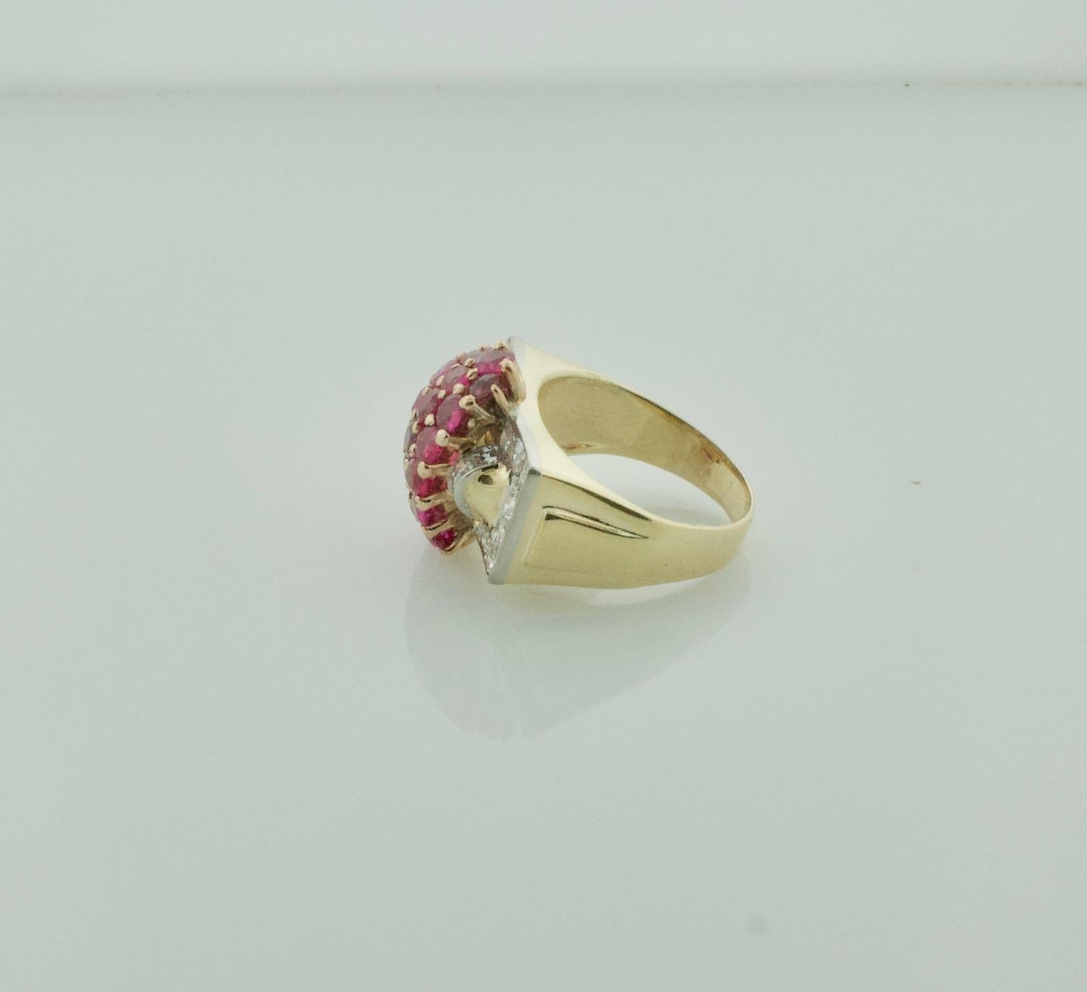 Women's or Men's 1940s Retro Ruby and Diamond Ring in Yellow Gold and Palladium For Sale