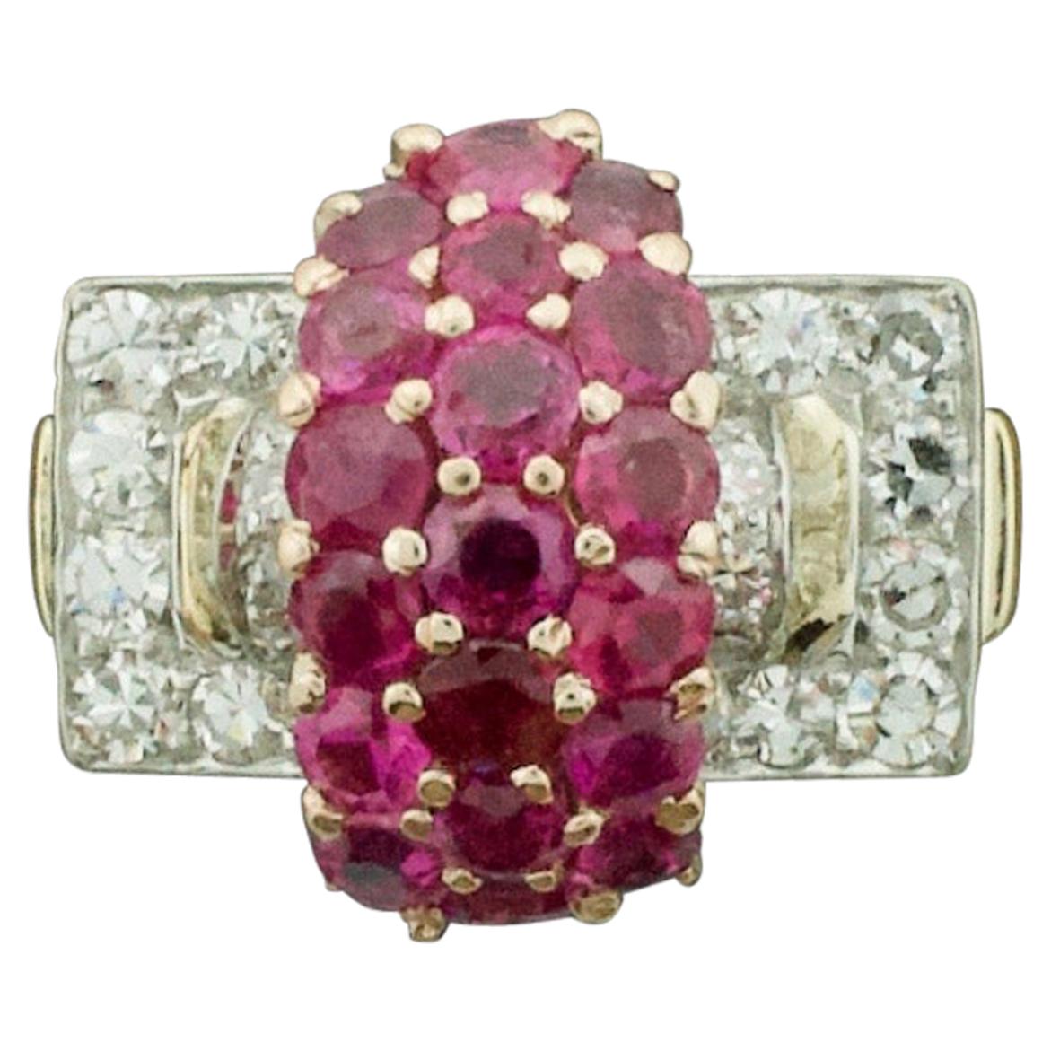 1940s Retro Ruby and Diamond Ring in Yellow Gold and Palladium For Sale