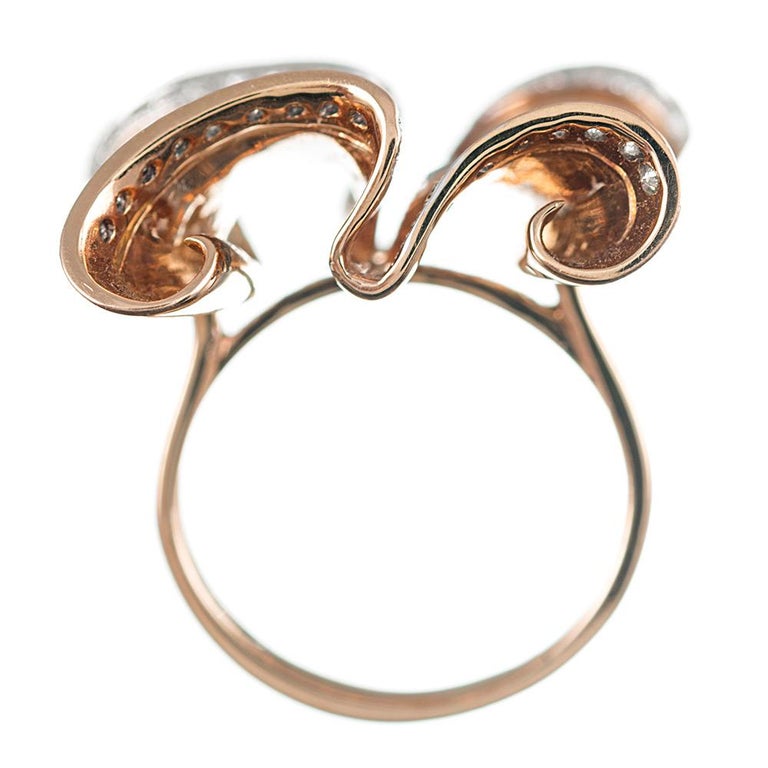 1940s Retro Swirl Ring with Diamonds In Good Condition For Sale In Carmel-by-the-Sea, CA