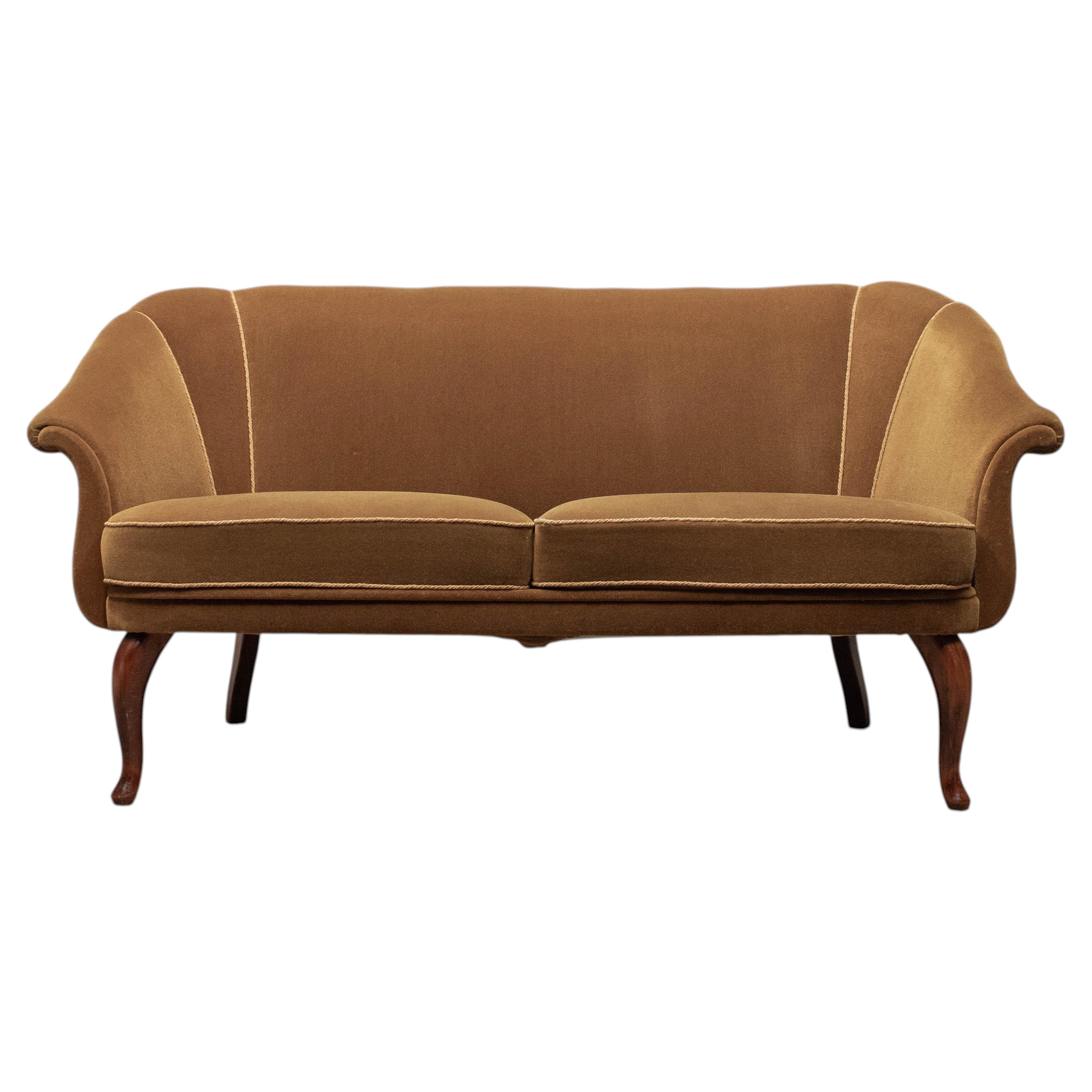 How do you maintain a velvet couch?