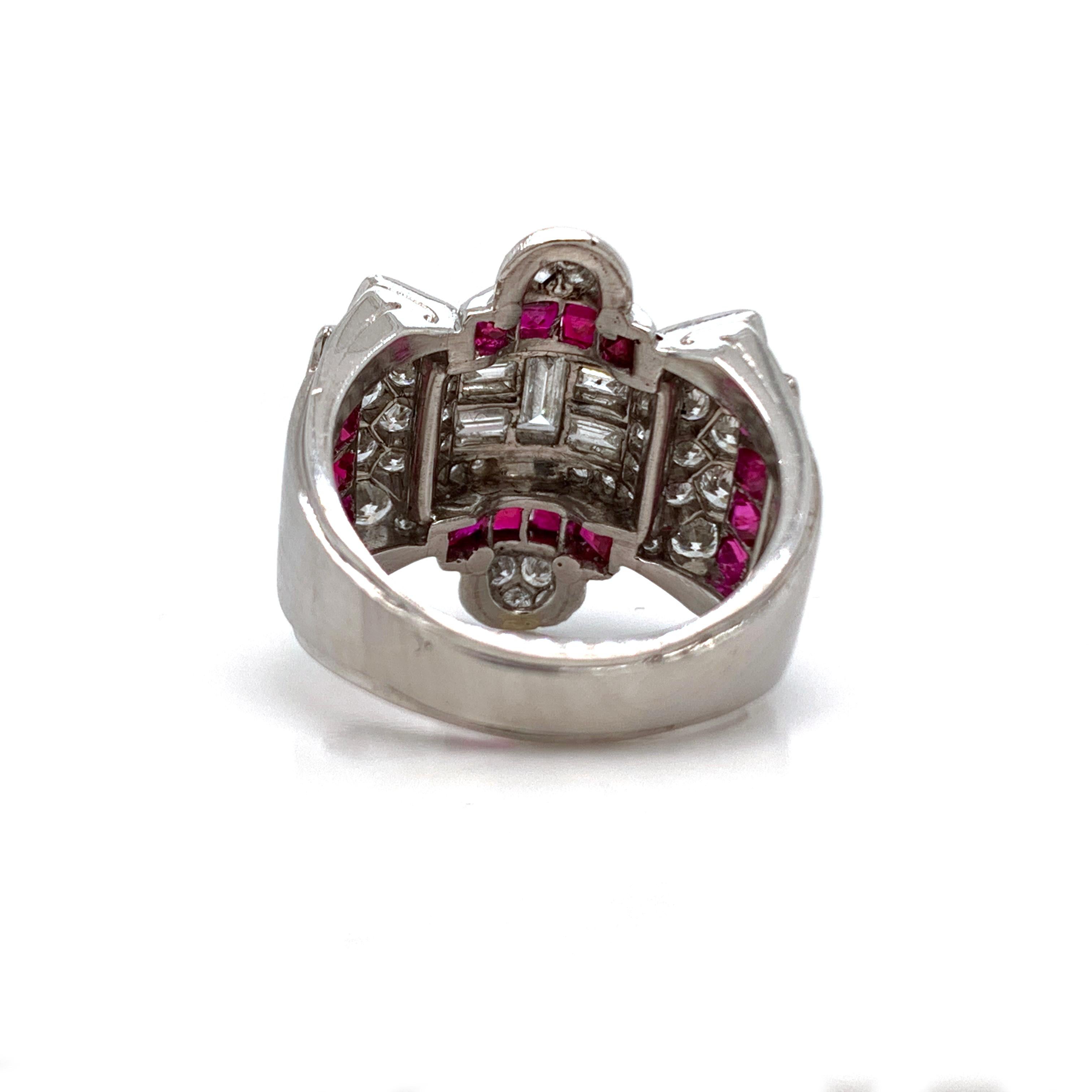 1940s Ruby and Diamond Platinum Ring In Excellent Condition In West Palm Beach, FL