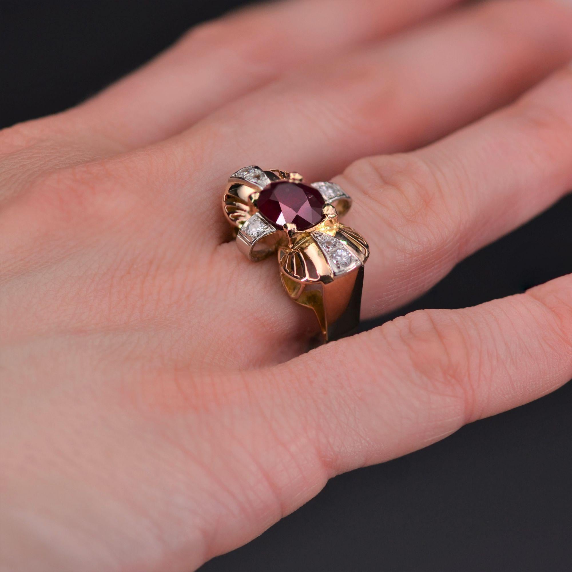 Retro 1940s Ruby Diamonds 18 Karat Yellow Gold Ring For Sale