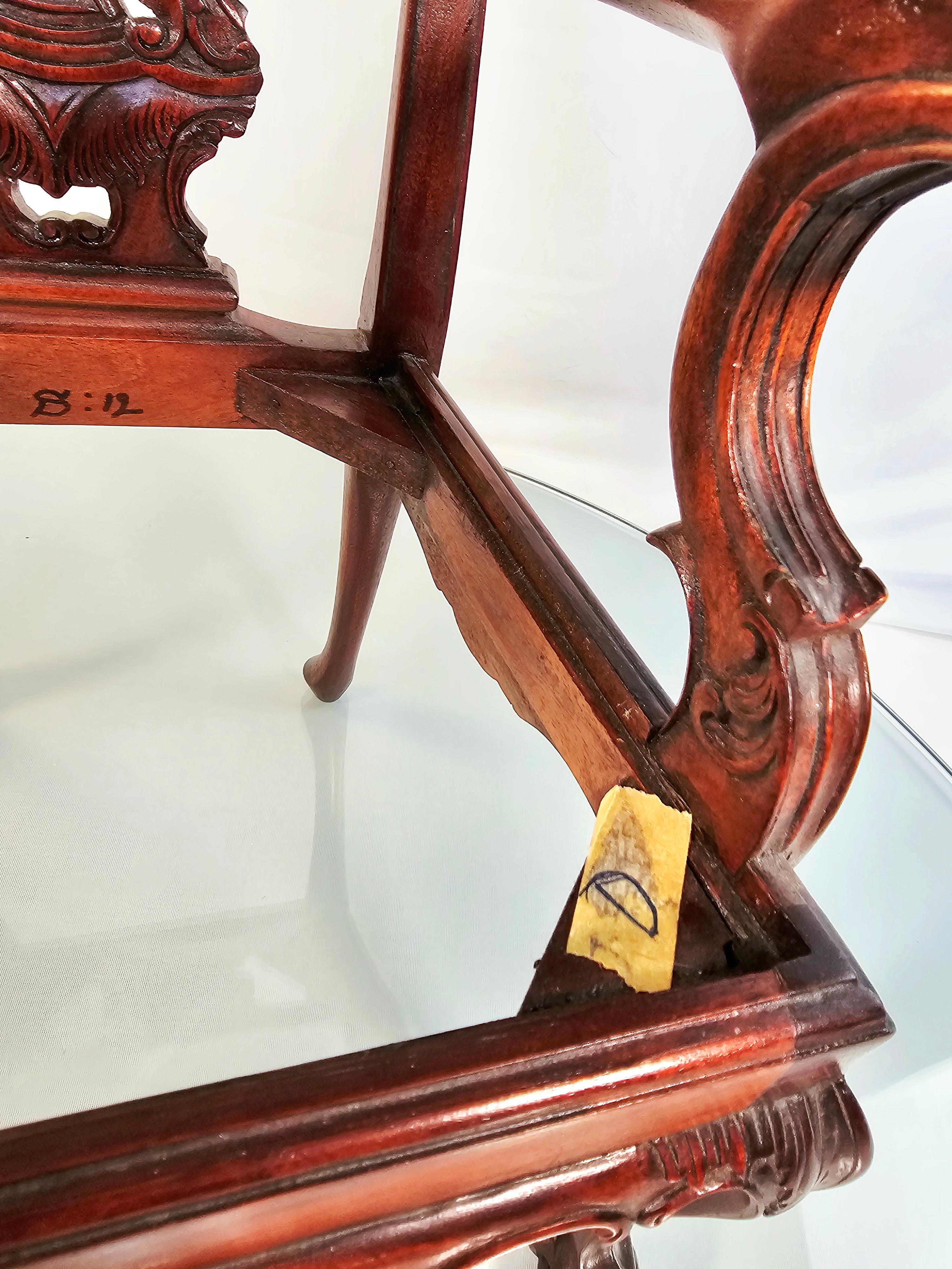 Chaise Chippendale des années 1940, échantillon de vendeur en vente 8