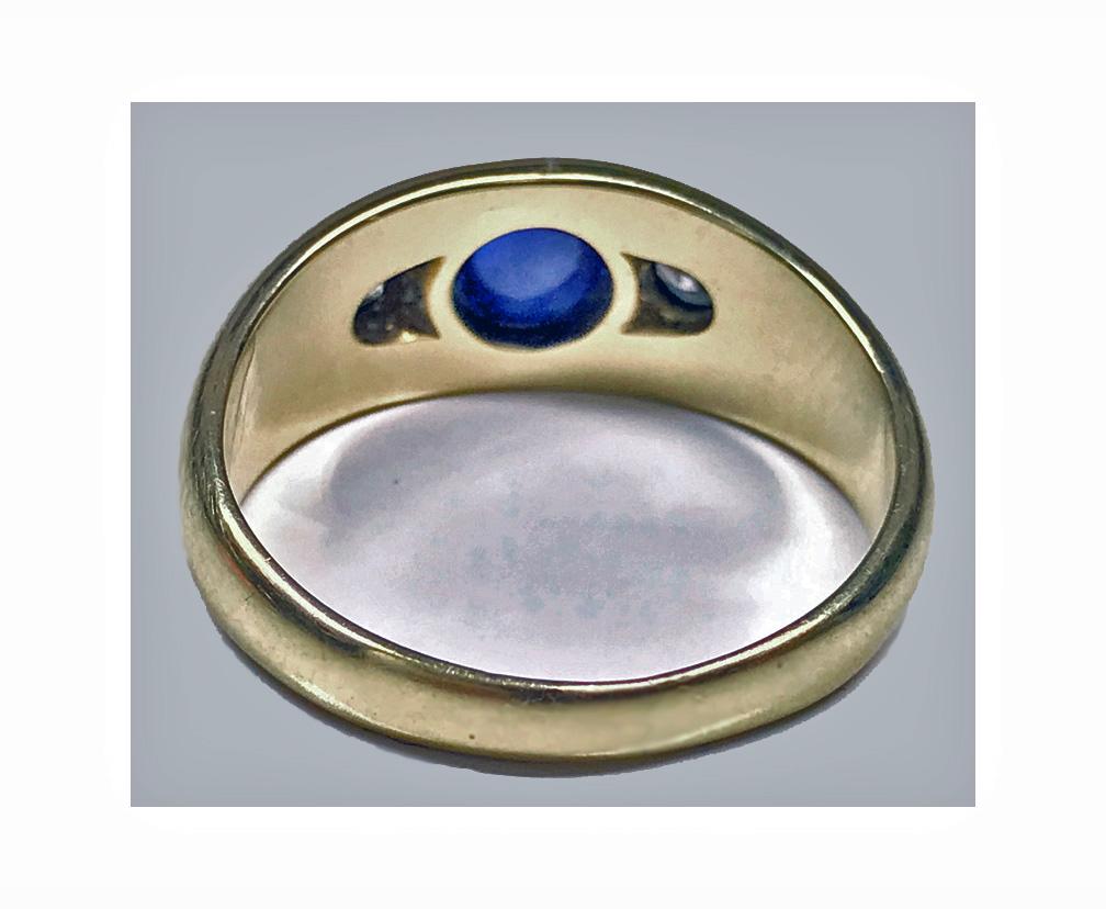 20th Century 1940s Sapphire and Diamond Cabochon Ring