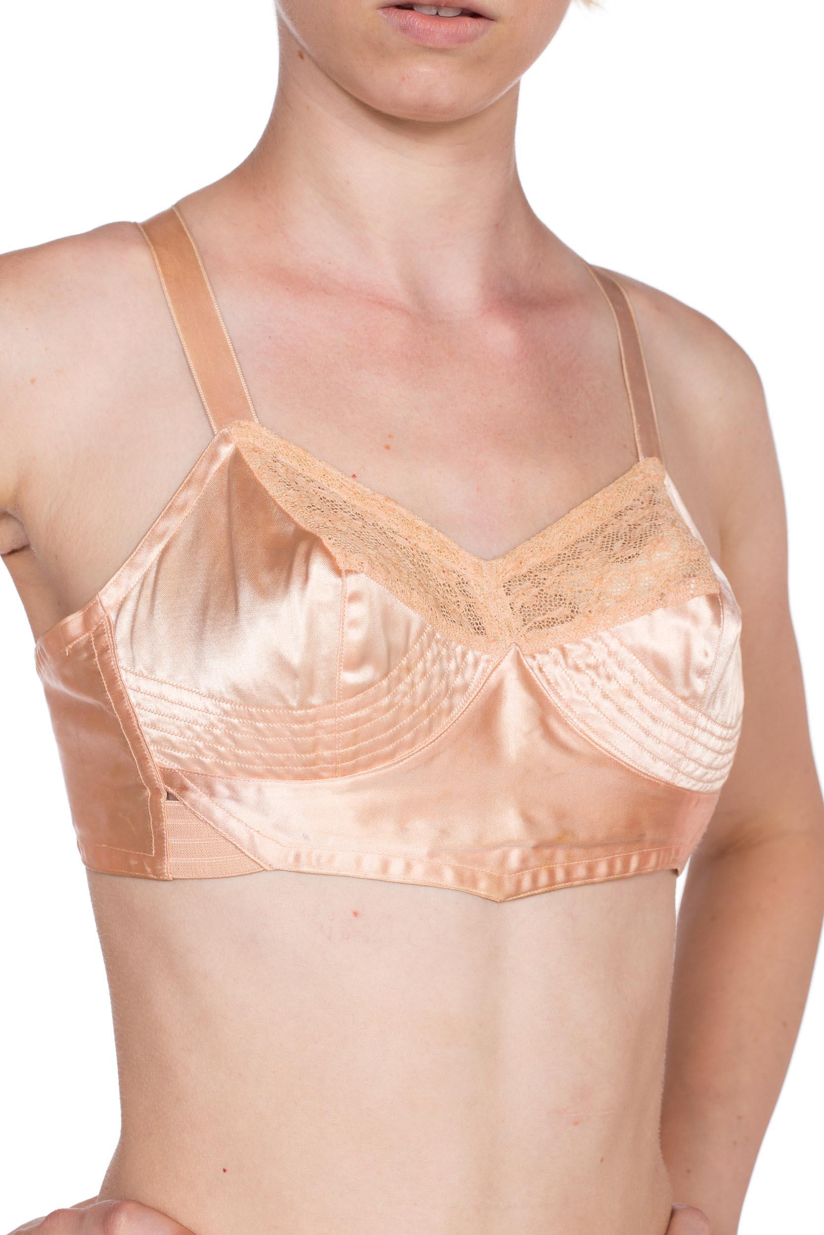 1940'S Nude Peach Cotton & Rayon Satin Bra From Paris With Mother-Of-Pearl Butt For Sale 2