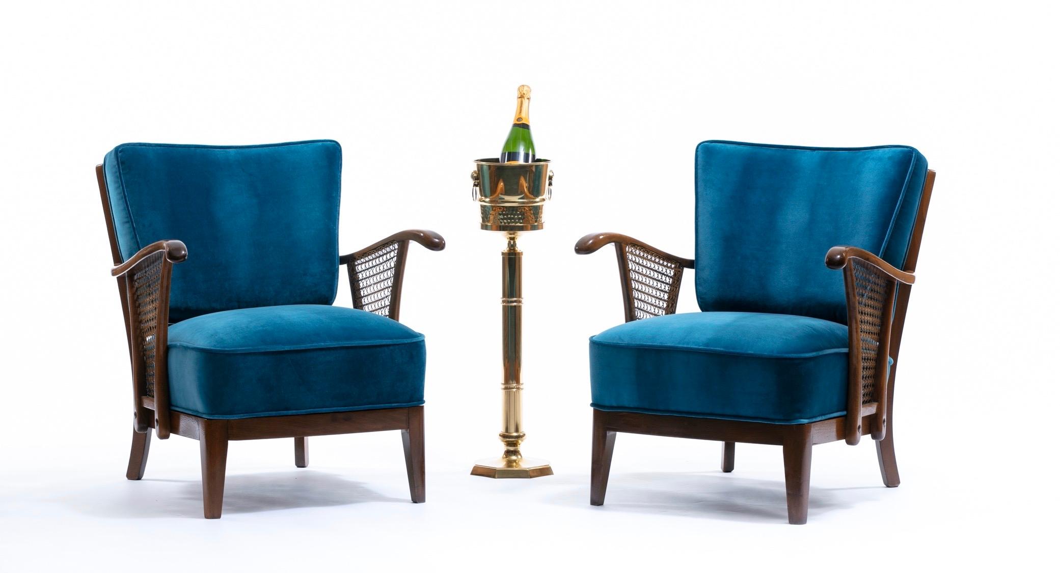 Scandinavian Modern Pair of Scandinavian Lounge Chairs Attributed to Soren Hansen for Fritz Hansen