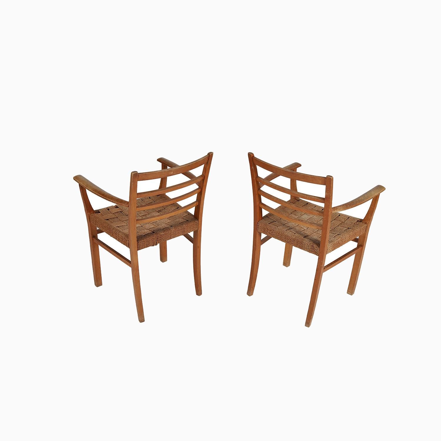 Sillones modernos escandinavos de 1940 con asientos de cuerda de papel tejida Escandinavo moderno en venta