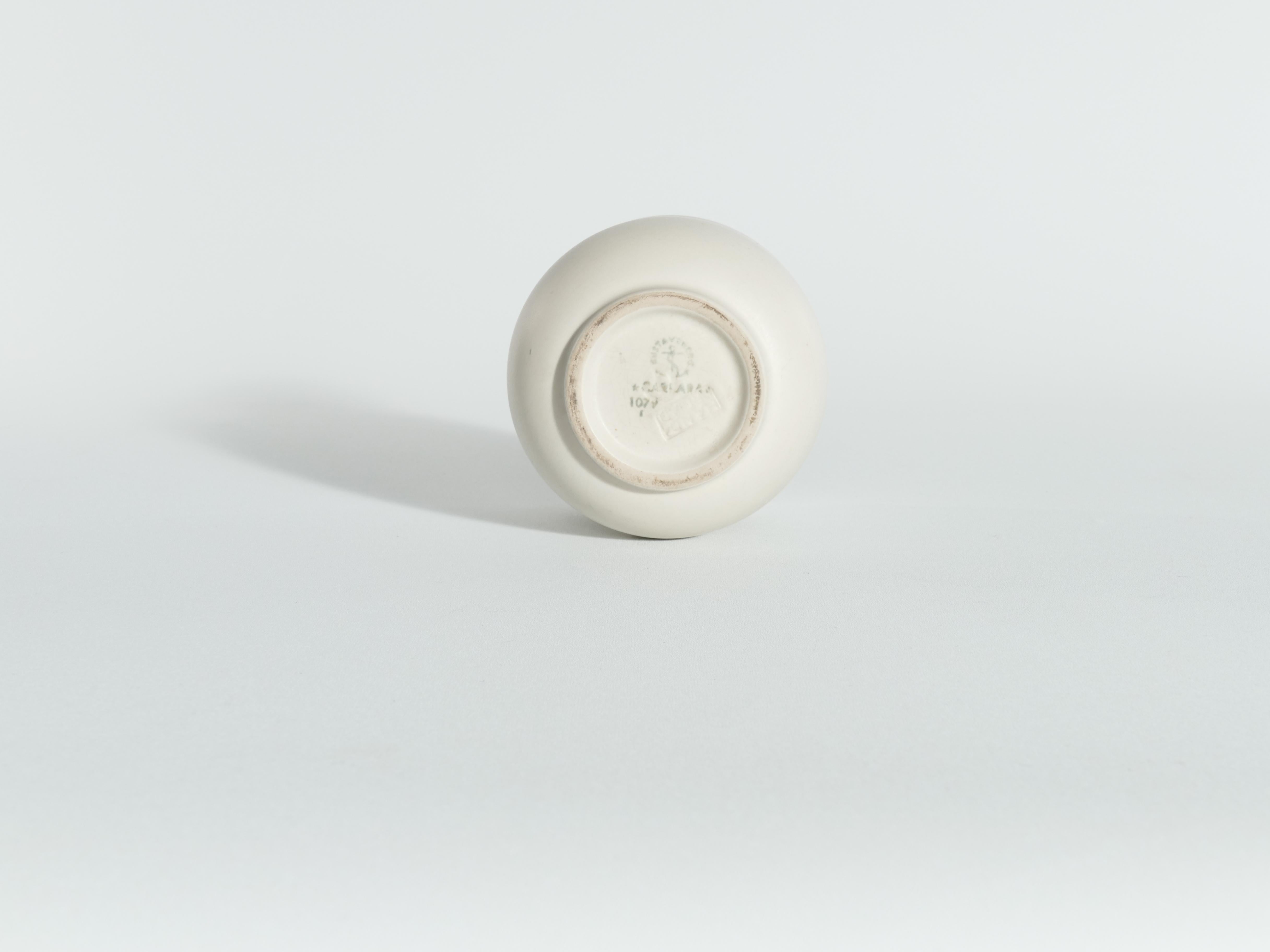 Jarrón de Carrara moderno escandinavo de 1940 de Wilhelm Kåge para Gustavsberg Sueco en venta