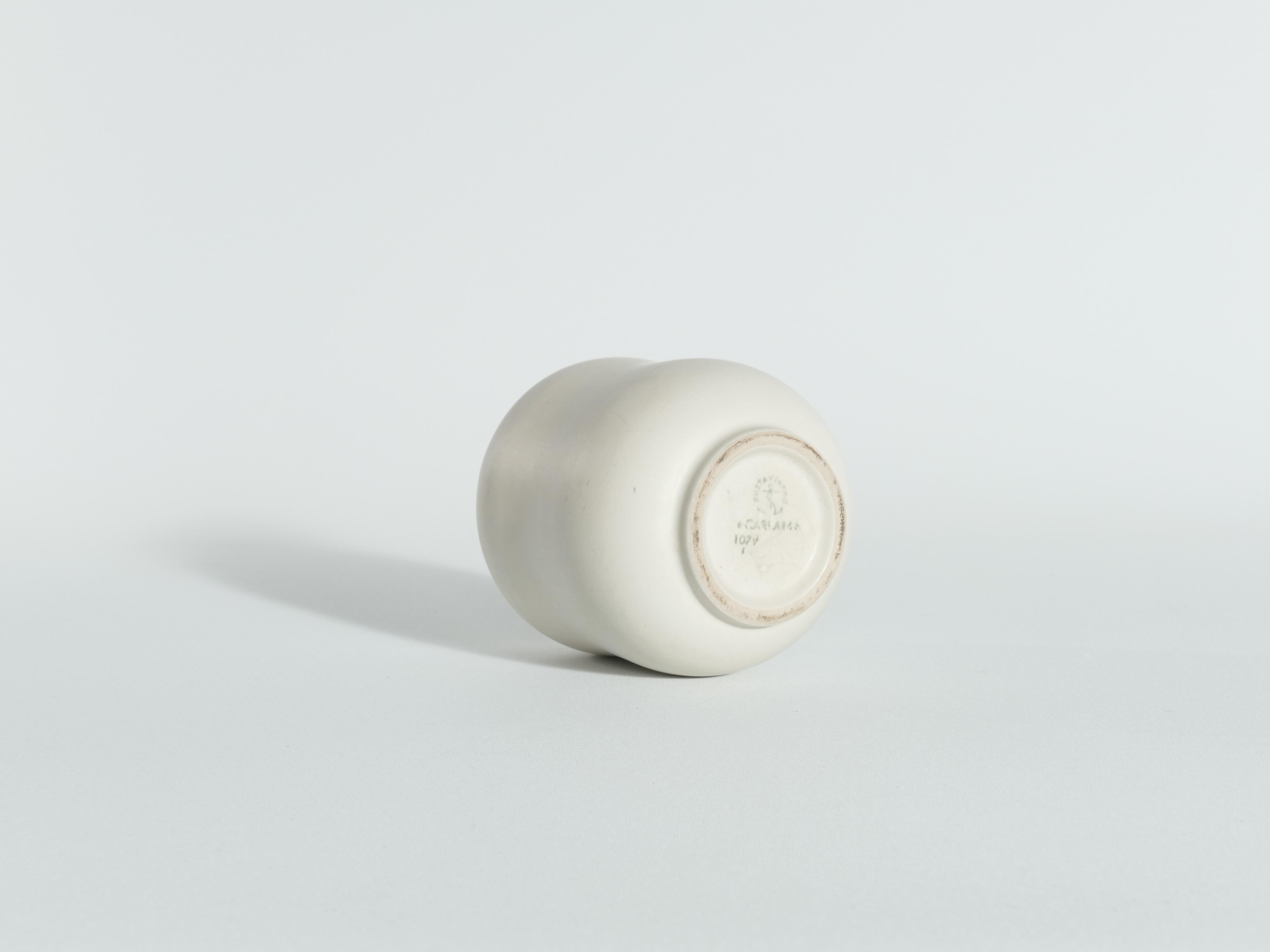 Jarrón de Carrara moderno escandinavo de 1940 de Wilhelm Kåge para Gustavsberg Glaseado en venta