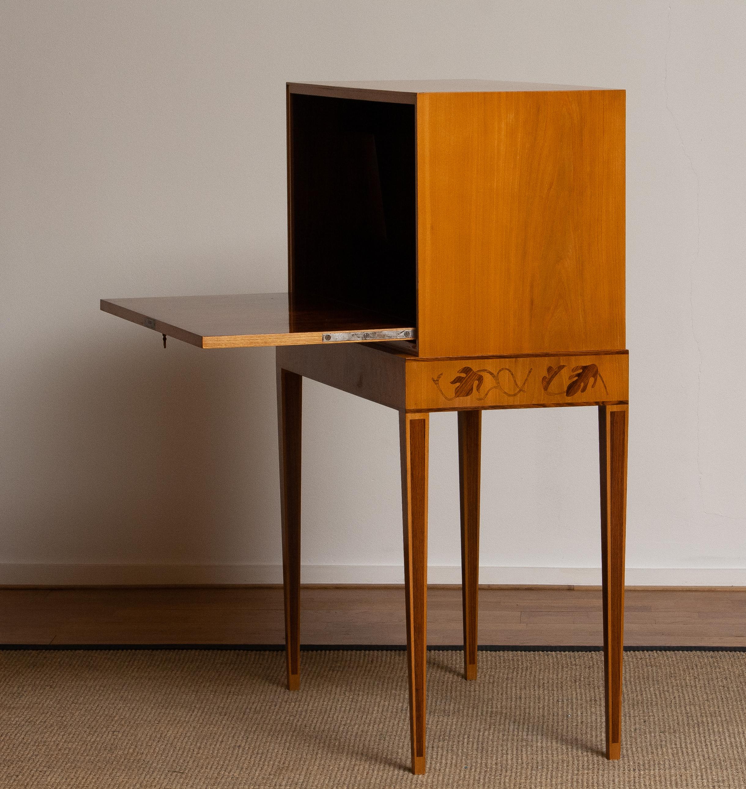 1940s, Secretaire Made of Elm Veneer, Sweden 4