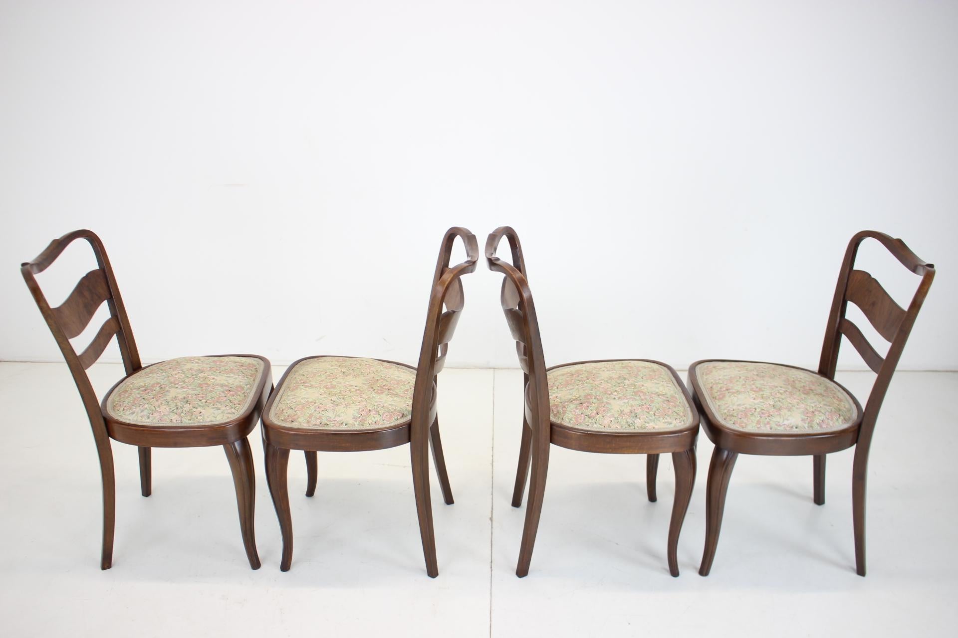 1940s Set of 4 Dining Chairs, Czechoslovakia For Sale 4