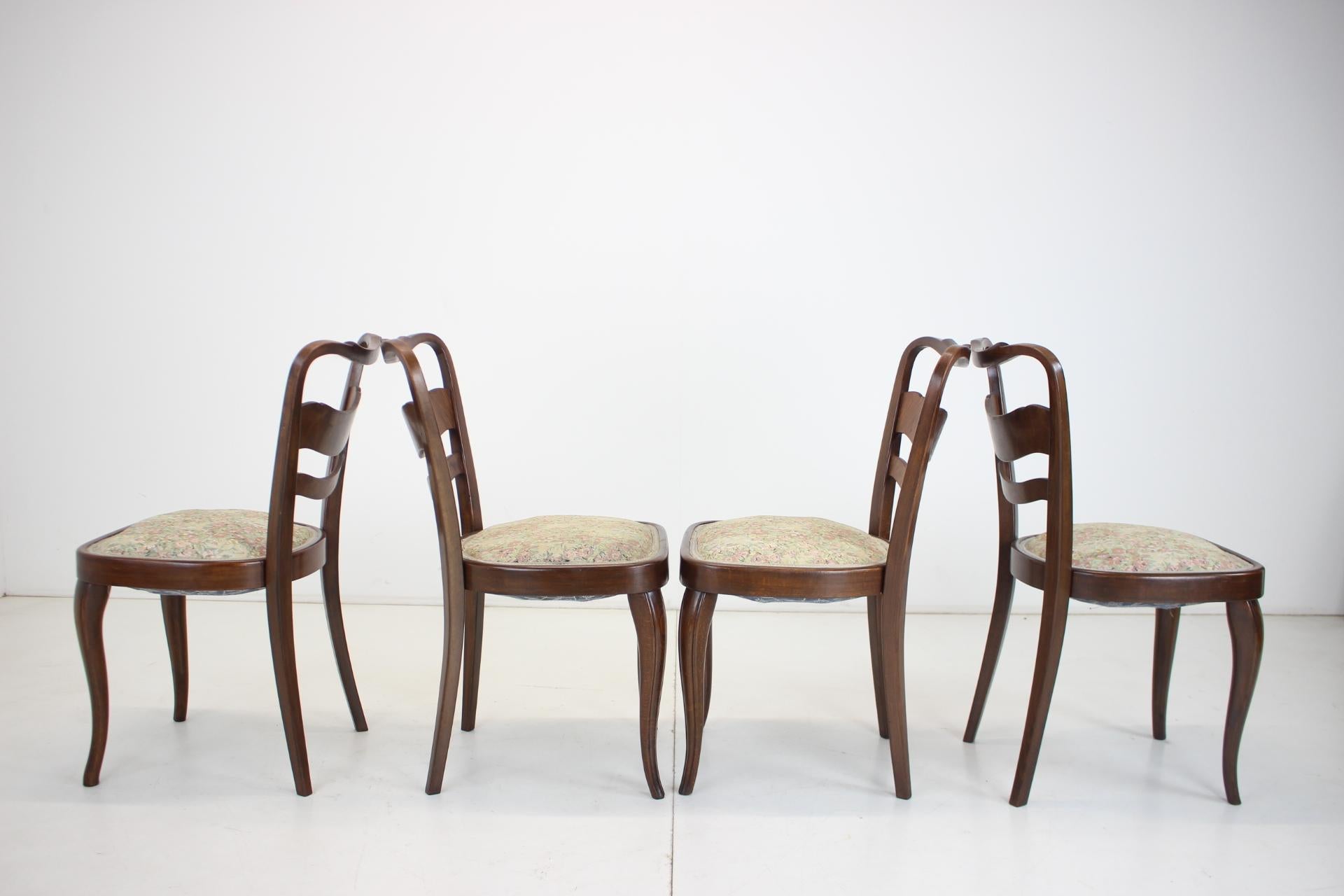1940s Set of 4 Dining Chairs, Czechoslovakia For Sale 2
