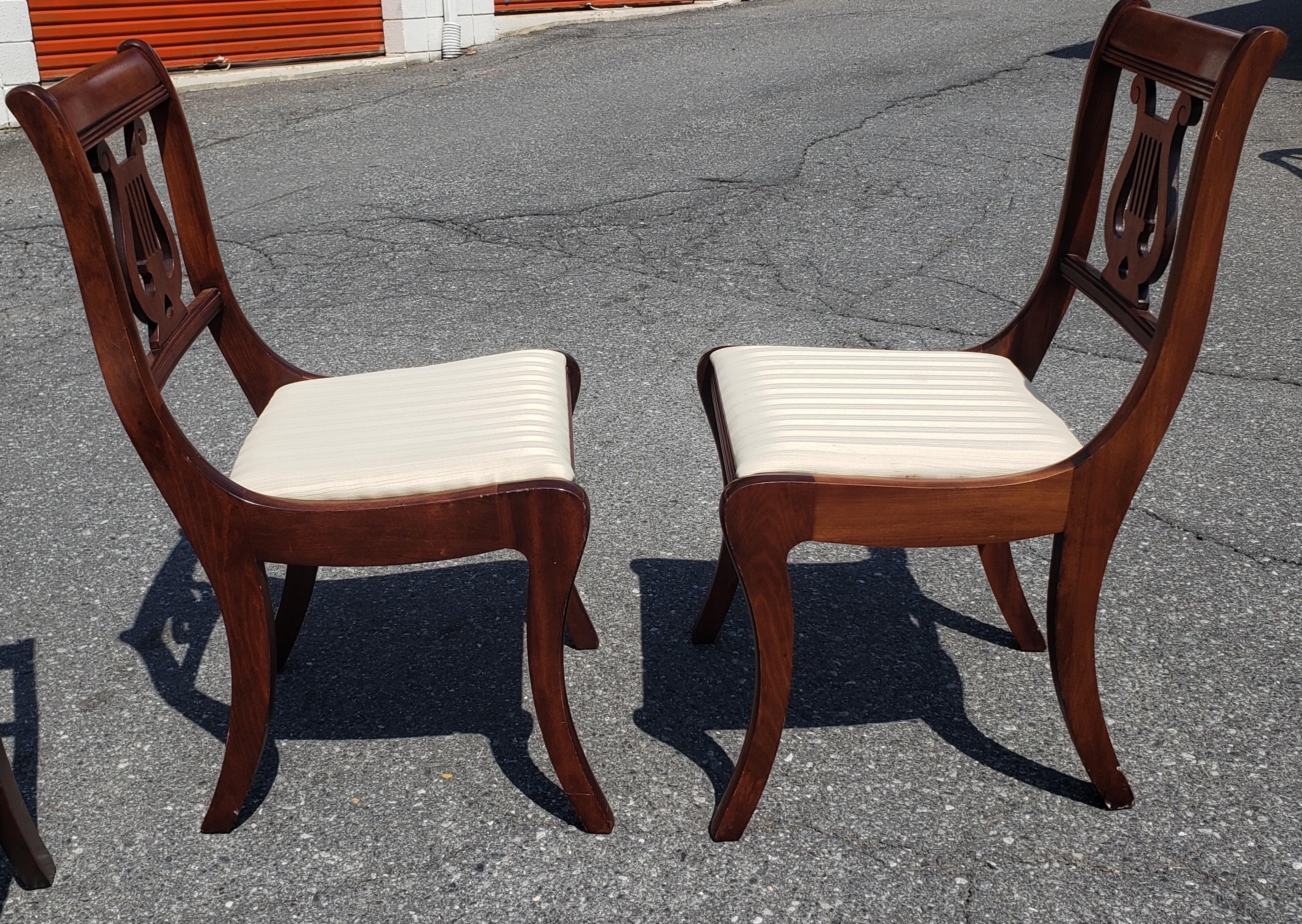 20th Century 1940s Set of 6 Refinished Mahogany Klismos Lyre Back Chairs For Sale