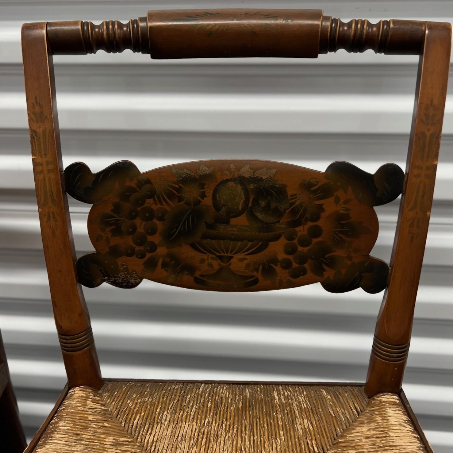 1940's Set of 8 Vintage Hitchcock Rush Seat Chairs with Stenciled Fruit Motif For Sale 2