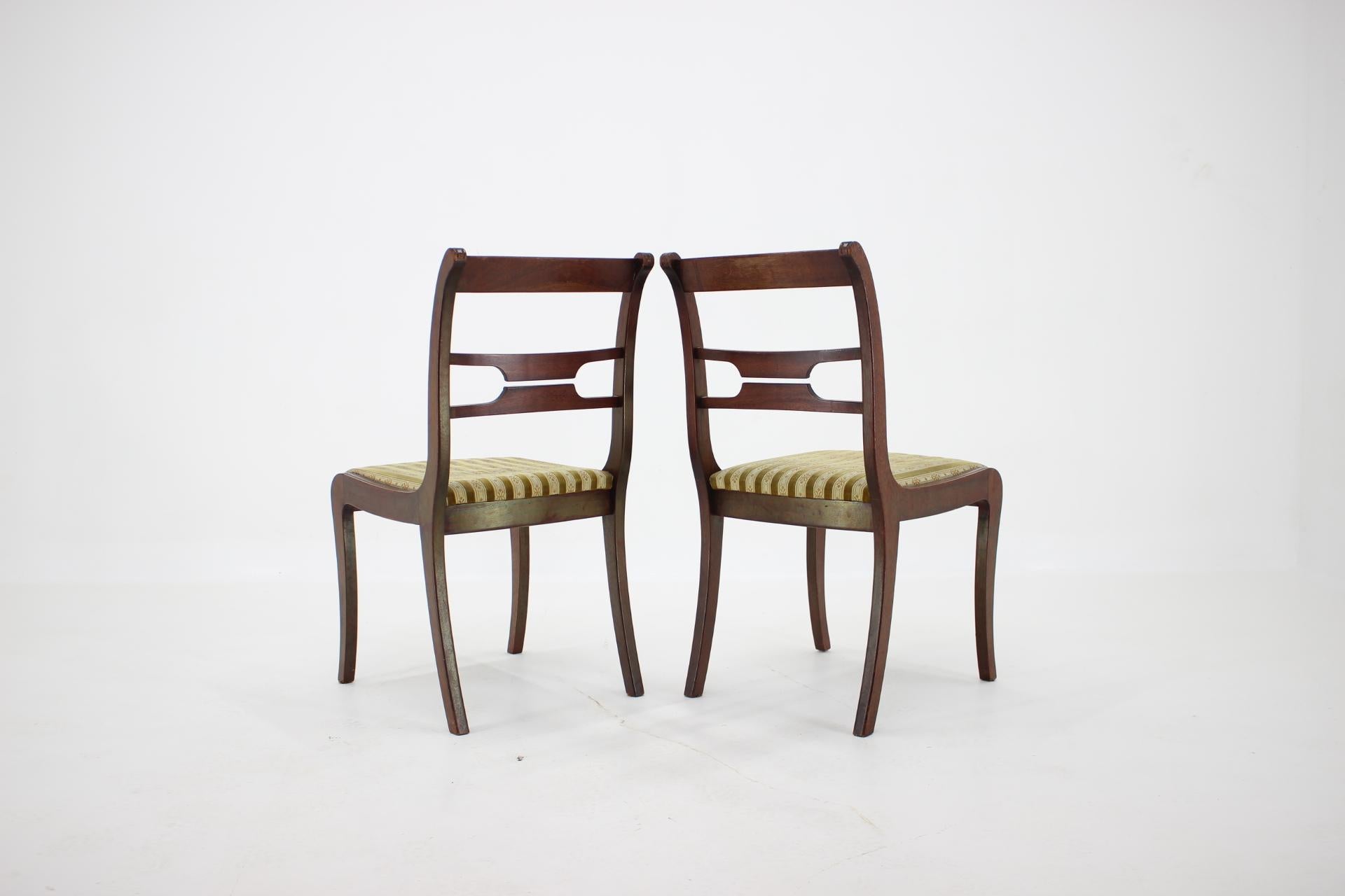 Mid-20th Century 1940s Set of Four Art Deco Dining Chairs For Sale