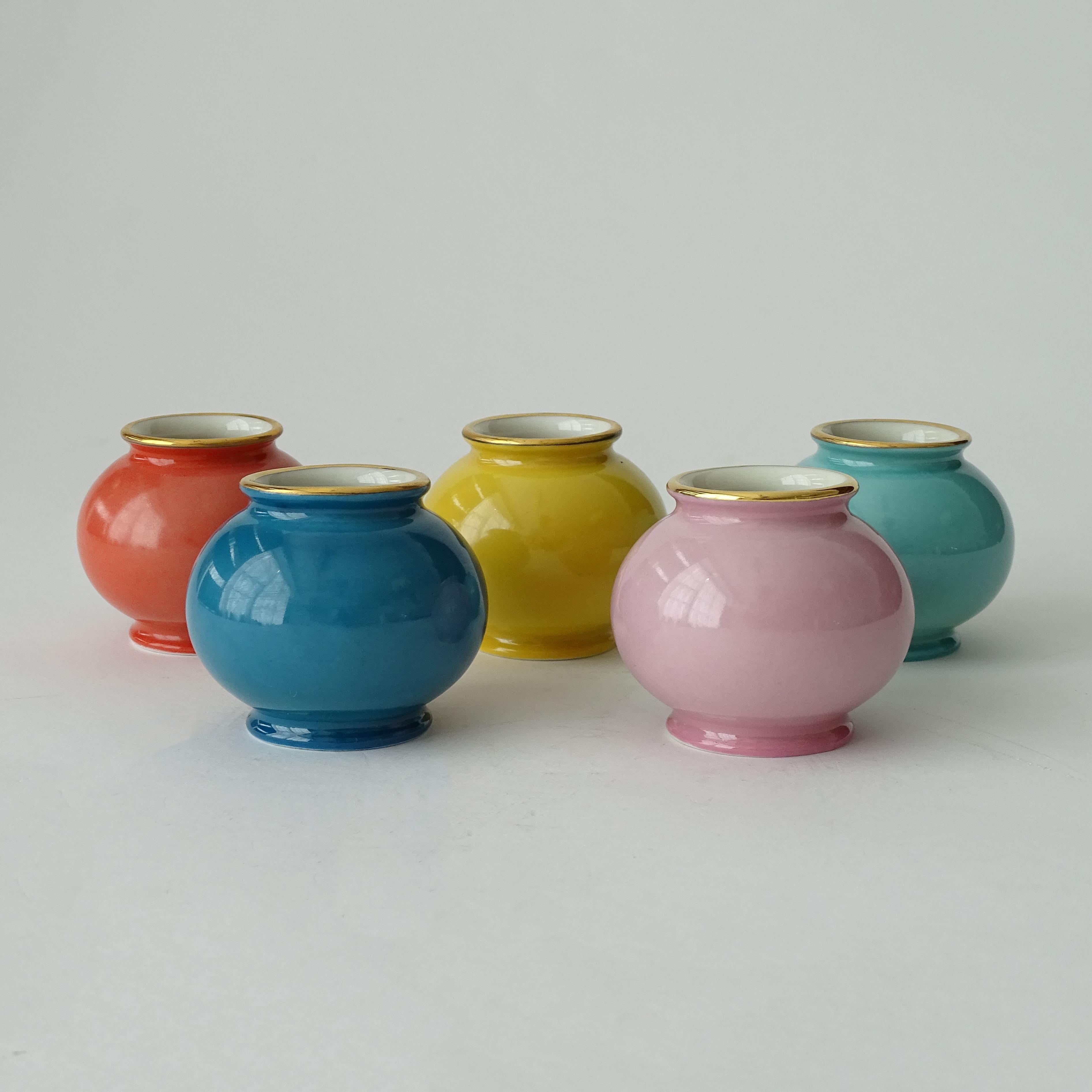 German 1940s Set of Small Five Pastel Colored Soliflor Porcelain Vases For Sale